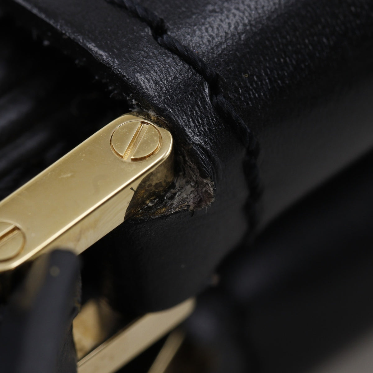 Louis Vuitton Black Noir Epi Leather Tote Bag (Pre-Owned)