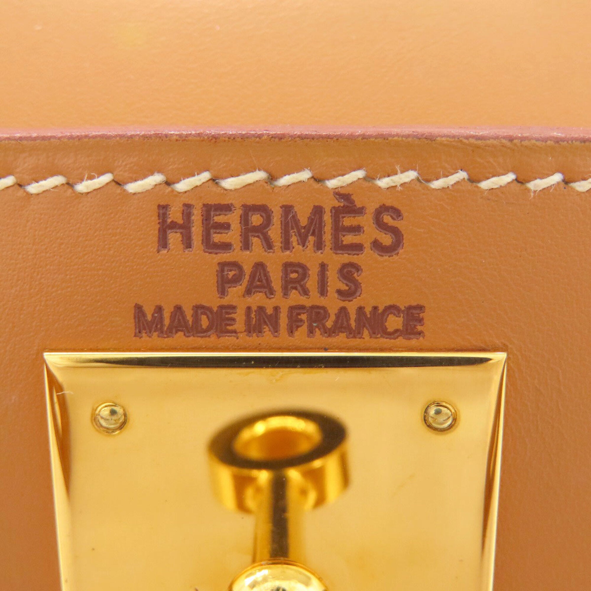 Hermes Natural Chamonix Leather Handbag (Pre-Owned)