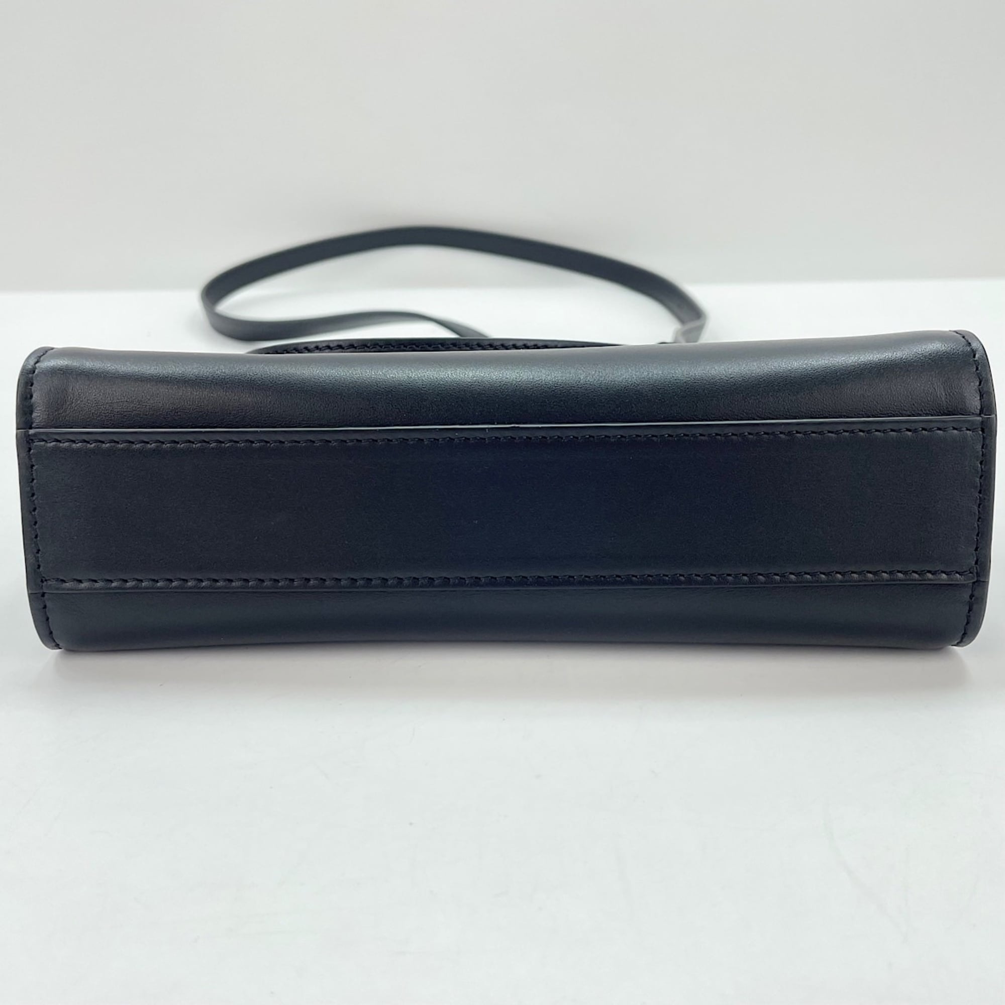 Valentino Black Handbag Shoulder Bag (Pre-Owned)