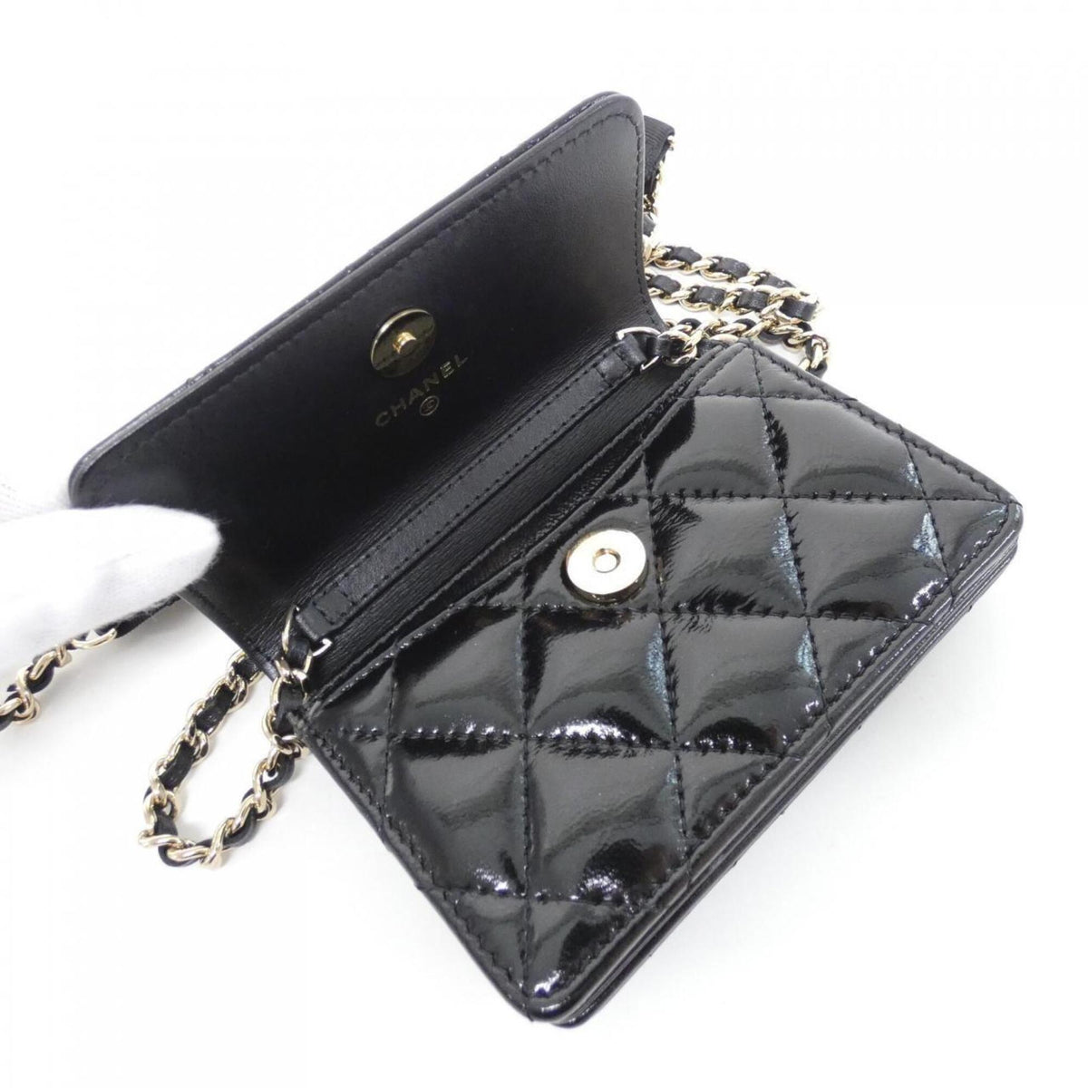 Chanel Black Leather Handbag Shoulder Bag (Pre-Owned)