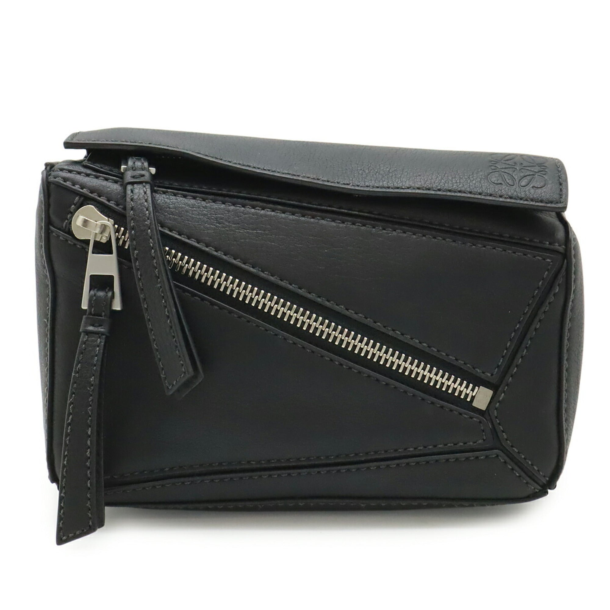 Loewe Puzzle Black Leather Shoulder Bag Sling Bag (Pre-Owned)