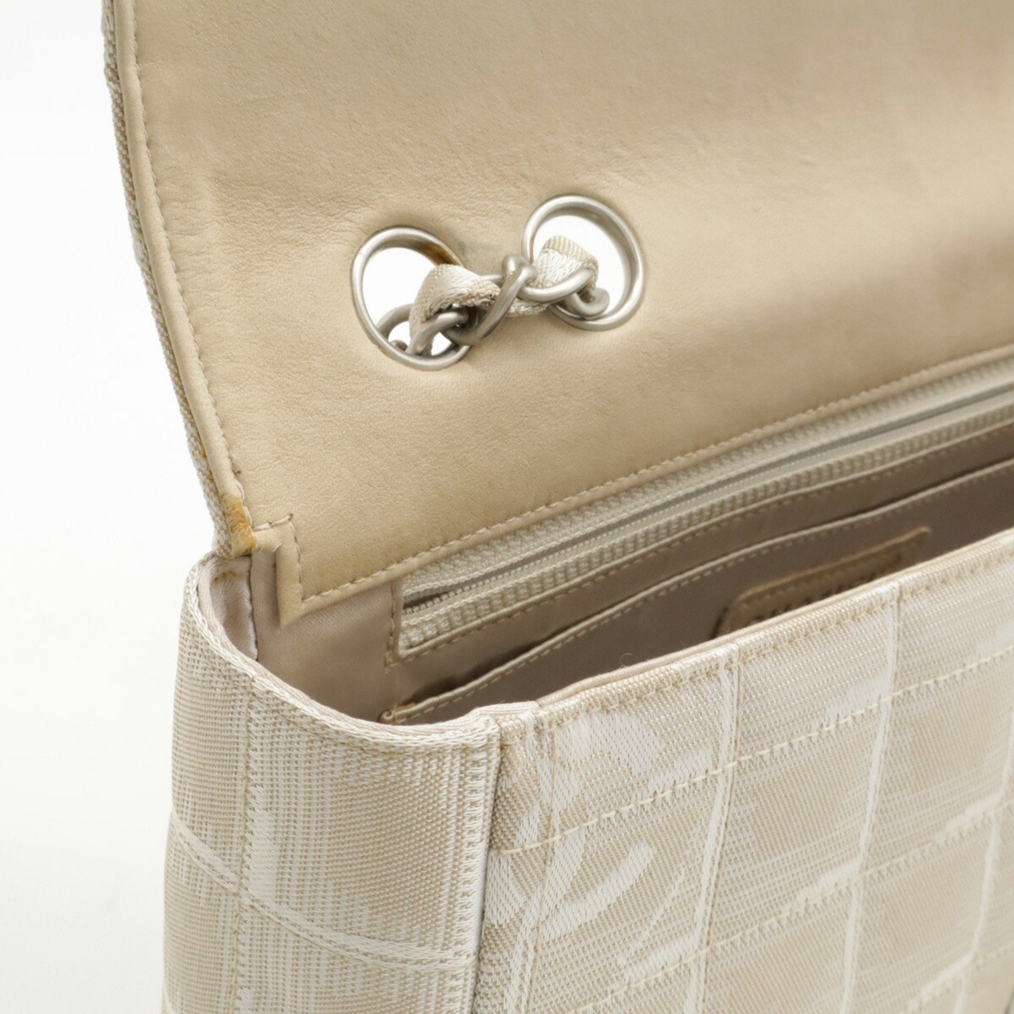 Chanel New Travel Line Beige Jacquard Leather Shoulder Bag (Pre-Owned)