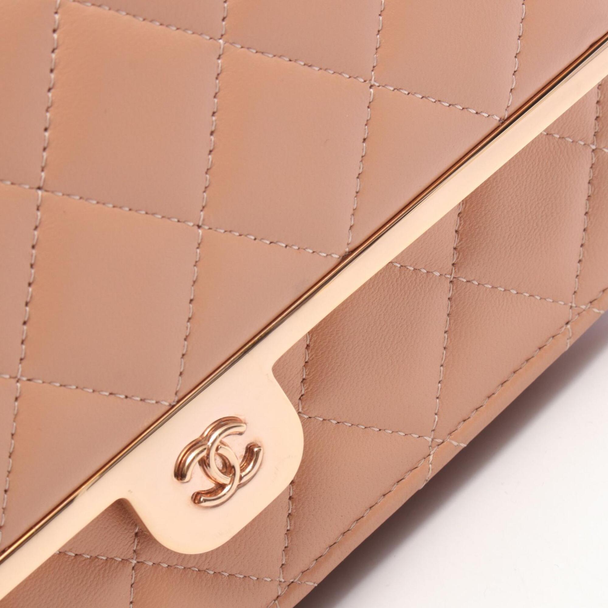 Chanel Matelasse Pink Leather Handbag Shoulder Bag (Pre-Owned)