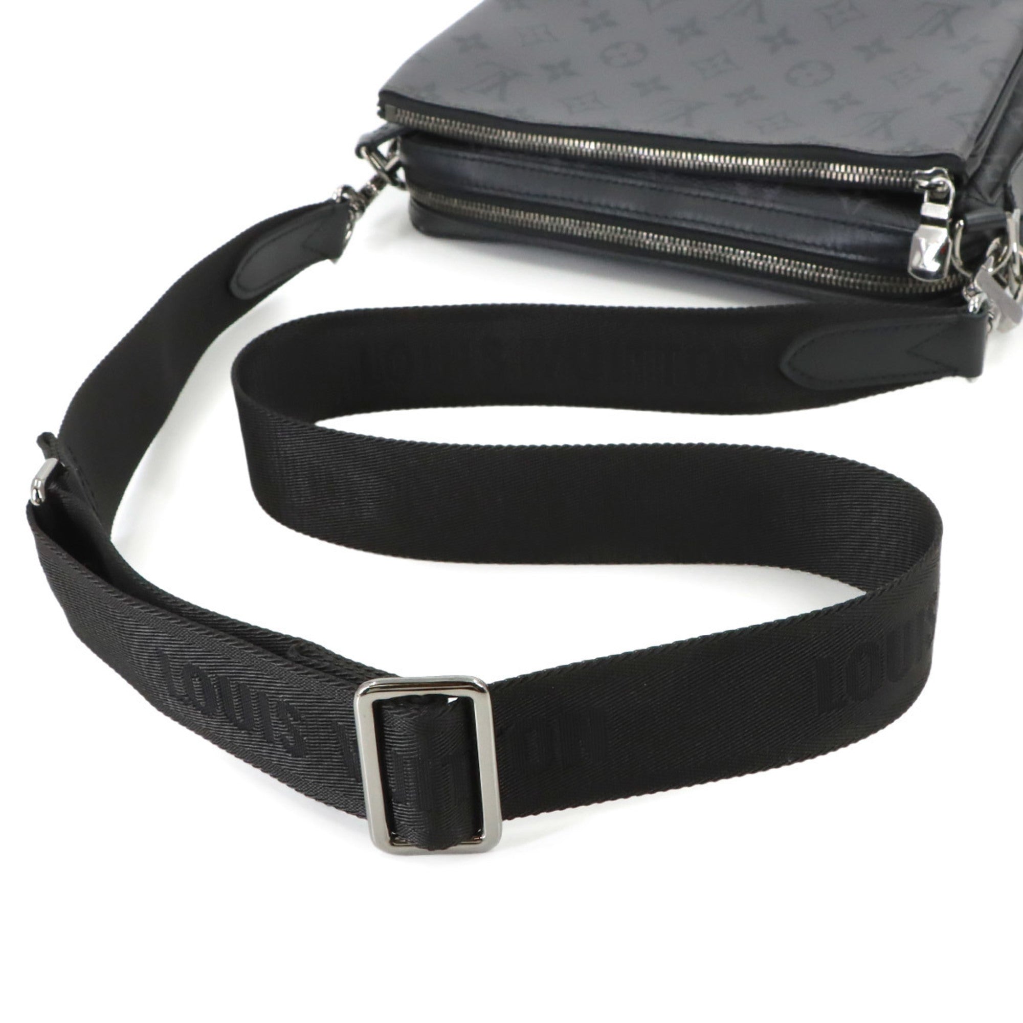 Louis Vuitton Monogram Eclipse Monogram Eclipse Canvas Messenger Bag Shoulder Bag (Pre-Owned)