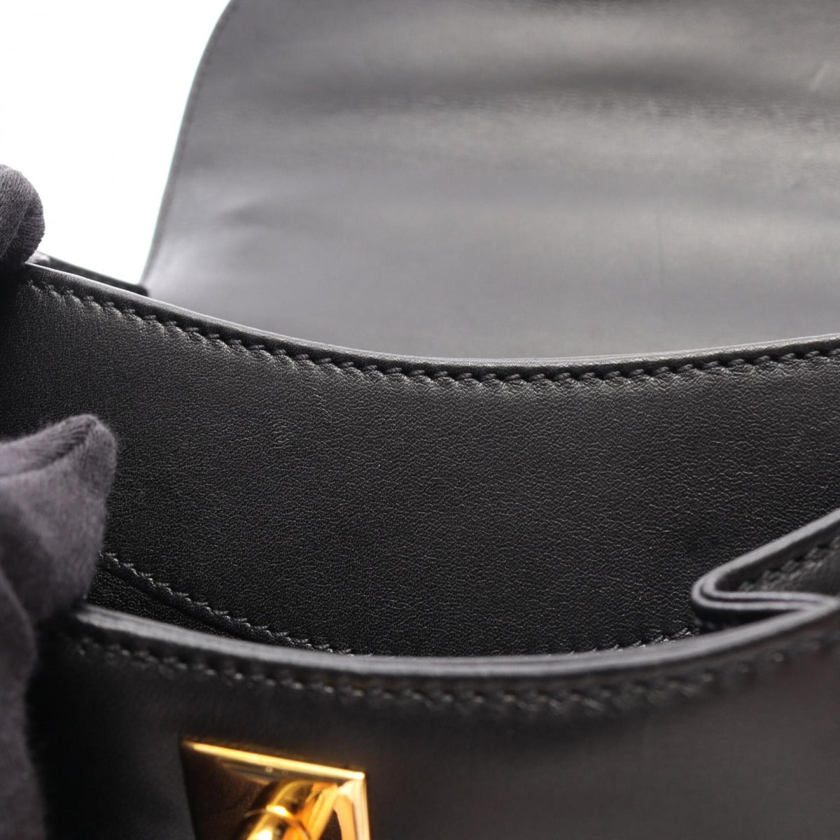 Cartier Black Leather Handbag (Pre-Owned)