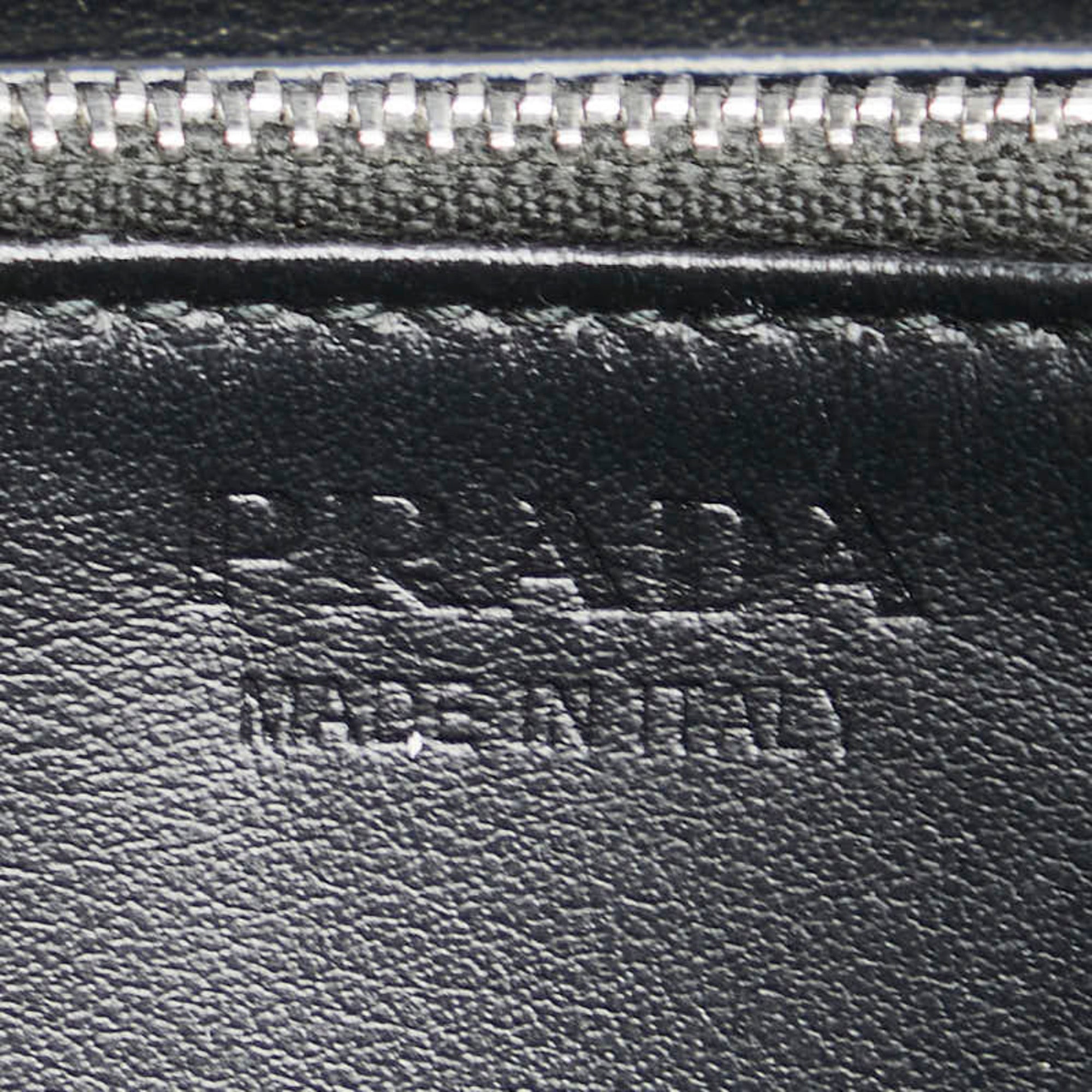 Prada Black Leather Long Wallet (Bi-Fold) (Pre-Owned)