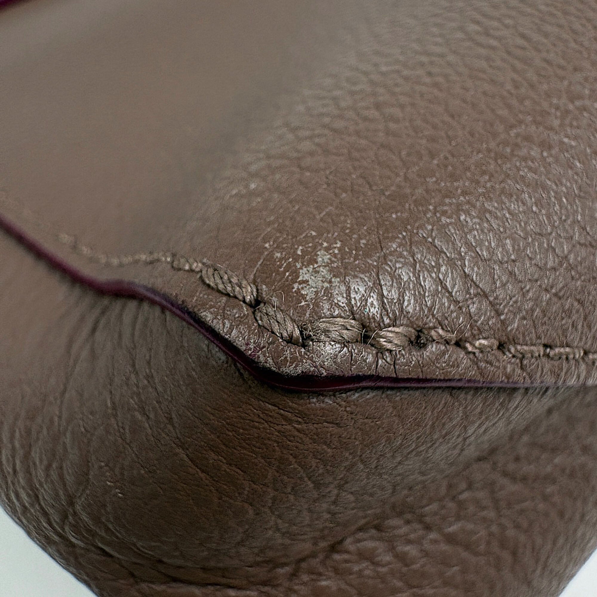 Louis Vuitton Brown Leather Handbag Shoulder Bag (Pre-Owned)