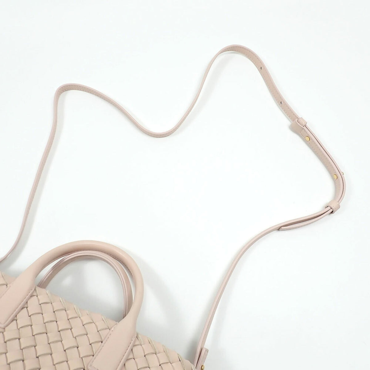 Bottega Veneta Light Pink Leather Handbag (Pre-Owned)