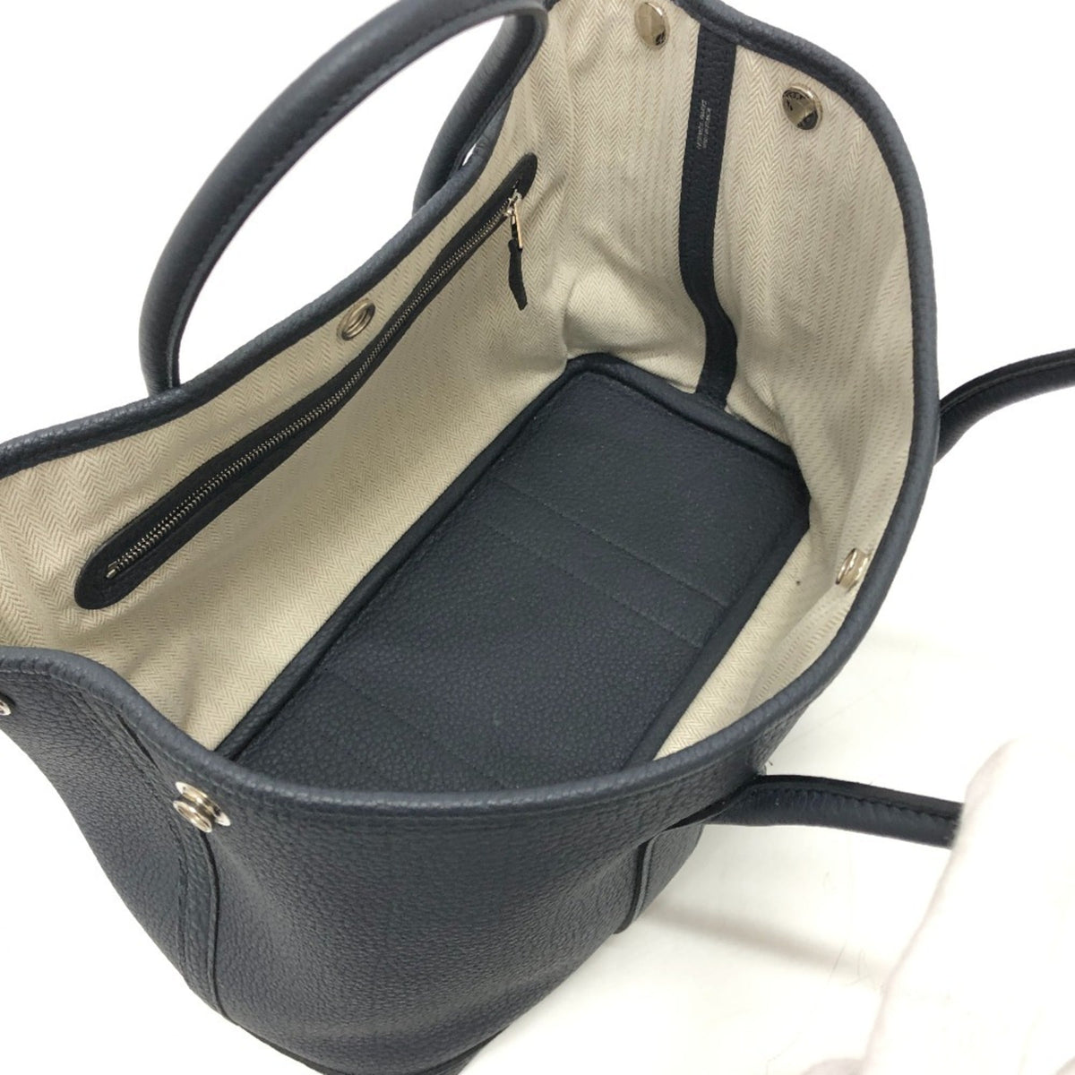 Hermes Black Negonda Leather Handbag (Pre-Owned)