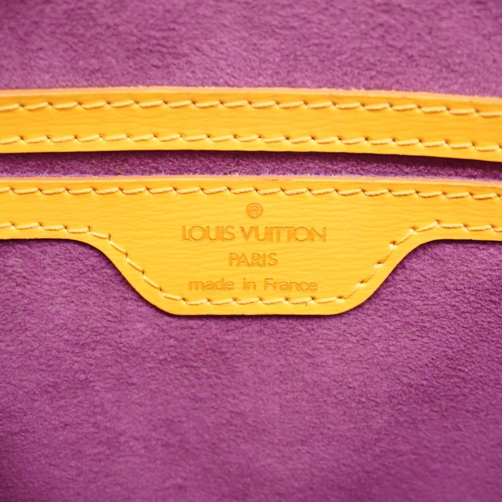 Louis Vuitton Jaune Handbag (Pre-Owned)