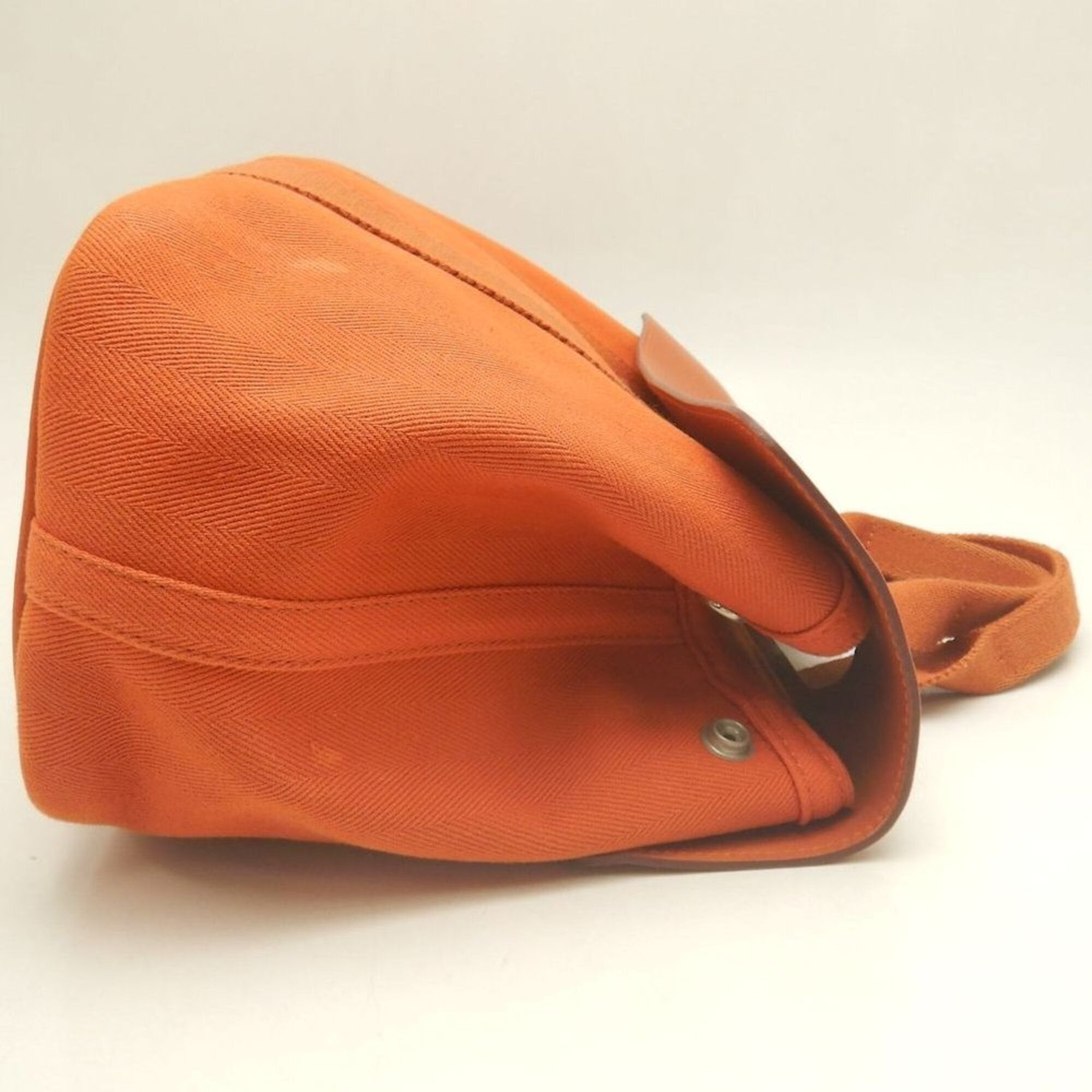 Hermes Orange Toile Chevron Leather Handbag (Pre-Owned)