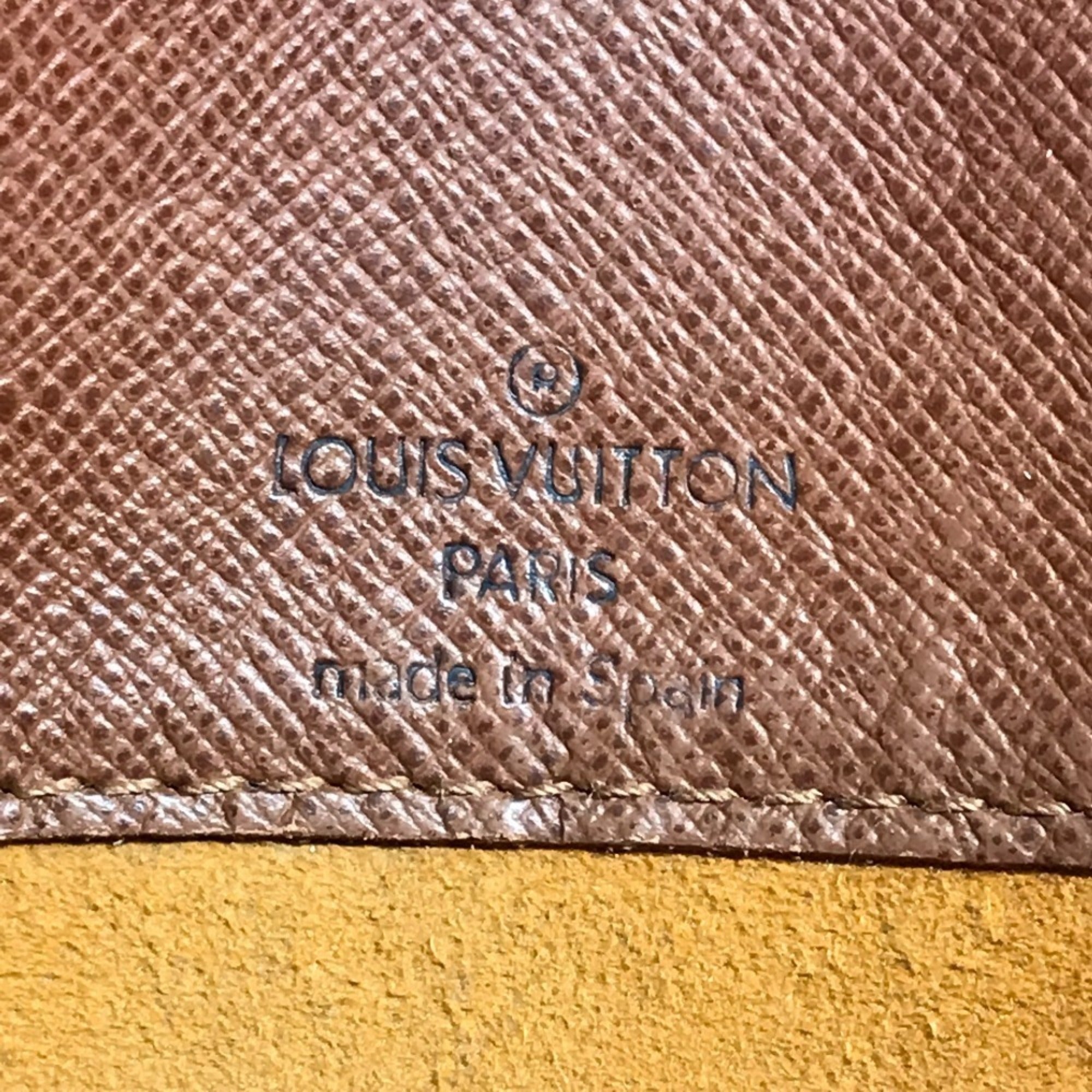 Louis Vuitton Brown Monogram Shoulder Bag (Pre-Owned)