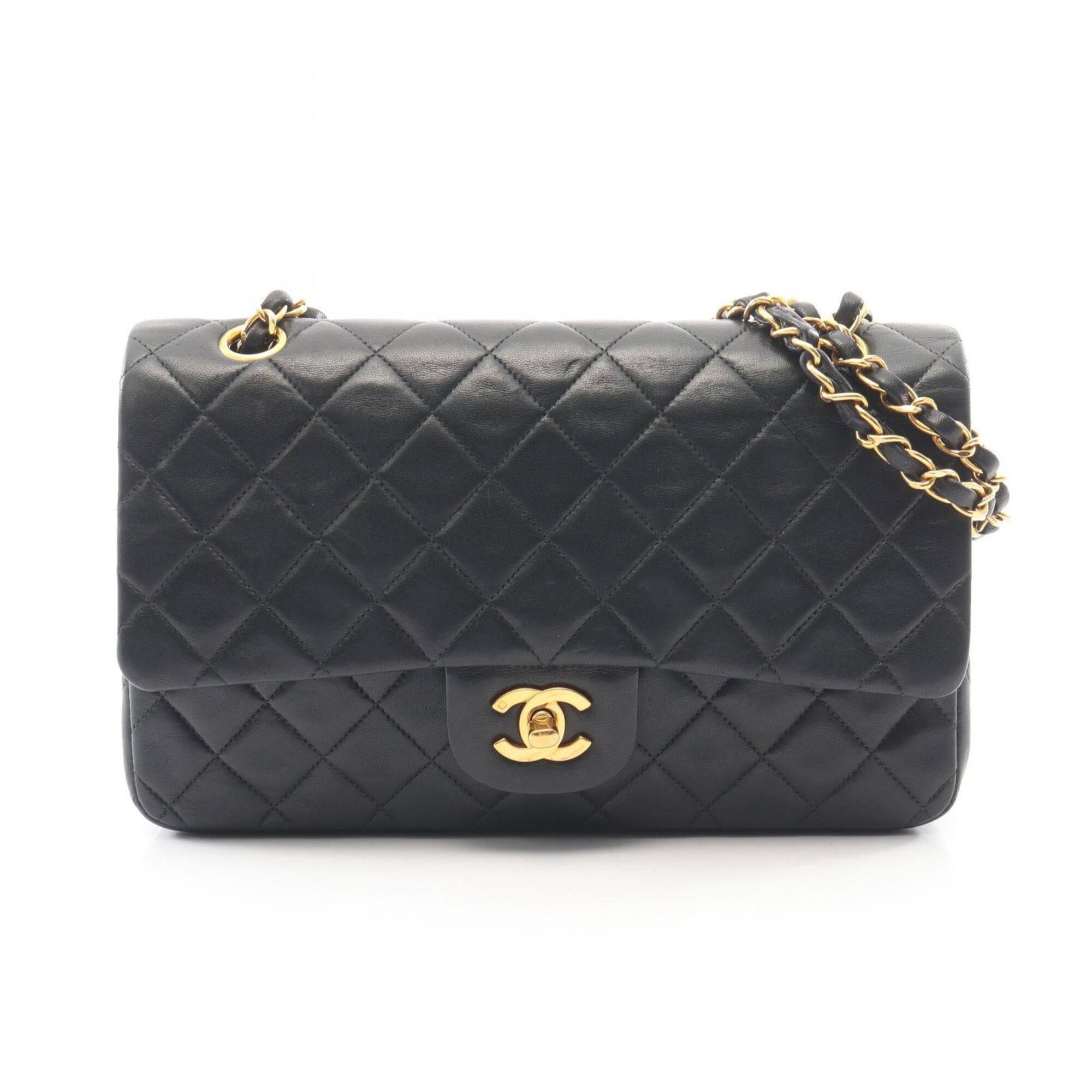 Chanel Black Leather Handbag Shoulder Bag (Pre-Owned)