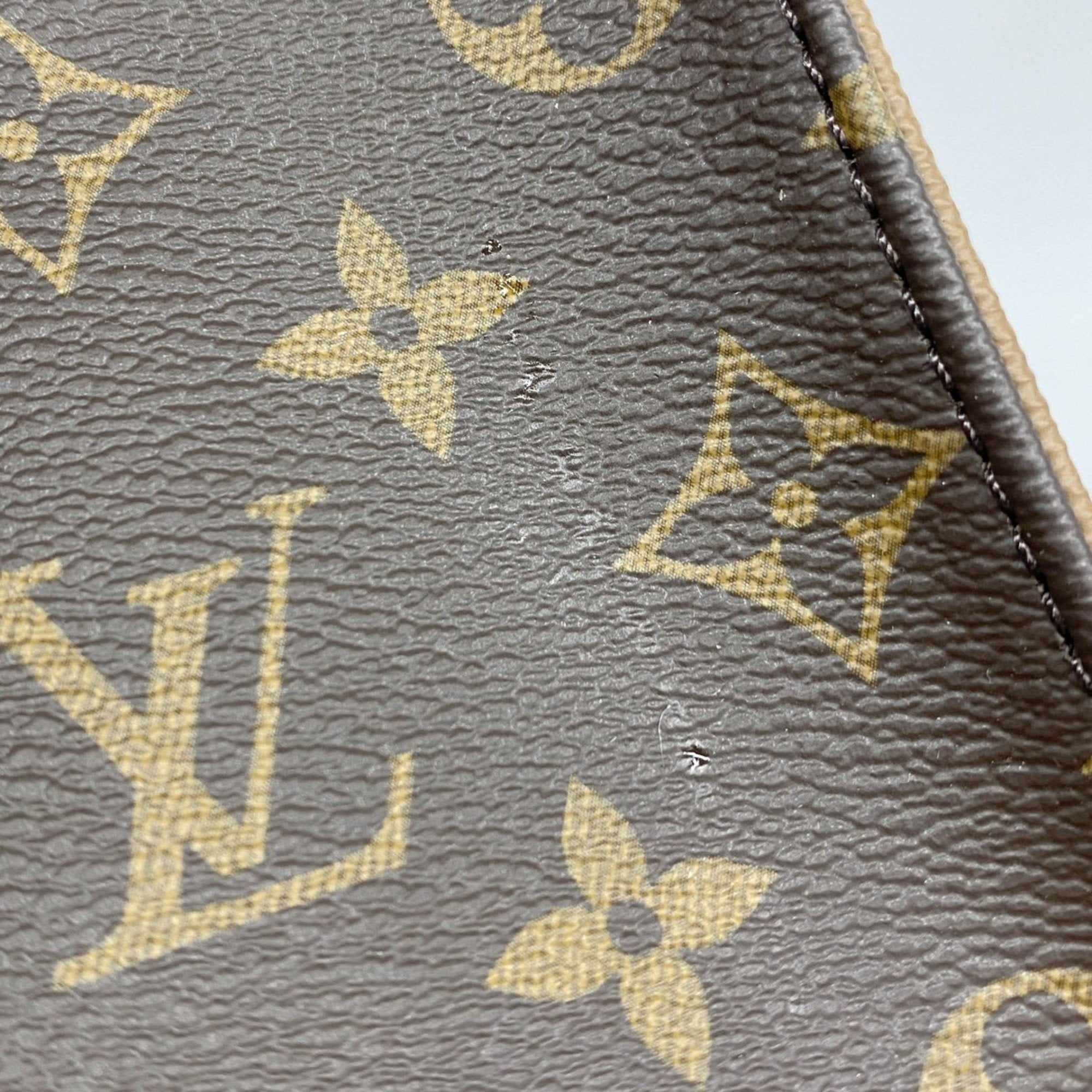 Louis Vuitton Brown Handbag (Pre-Owned)