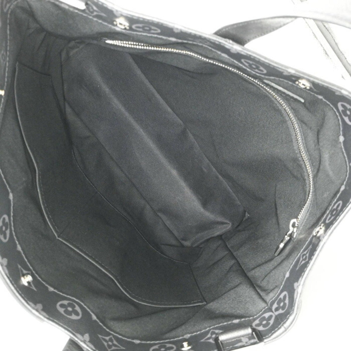 Louis Vuitton Taigarama Black Taigarama Handbag Tote Bag (Pre-Owned)