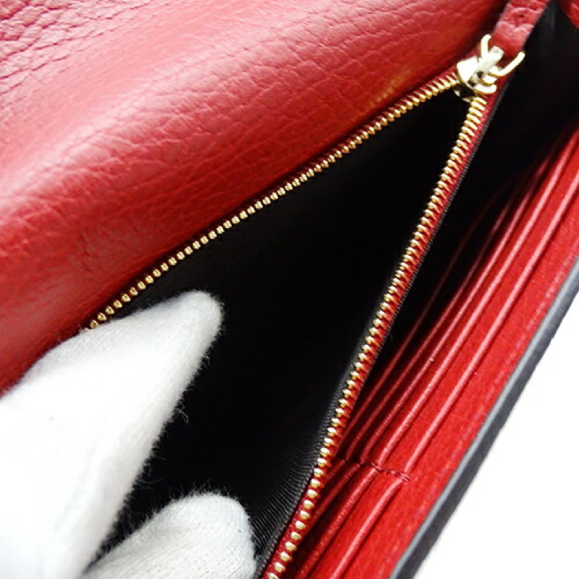 Gucci Red Color Leather Chain/Shoulder Wallet (Pre-Owned)