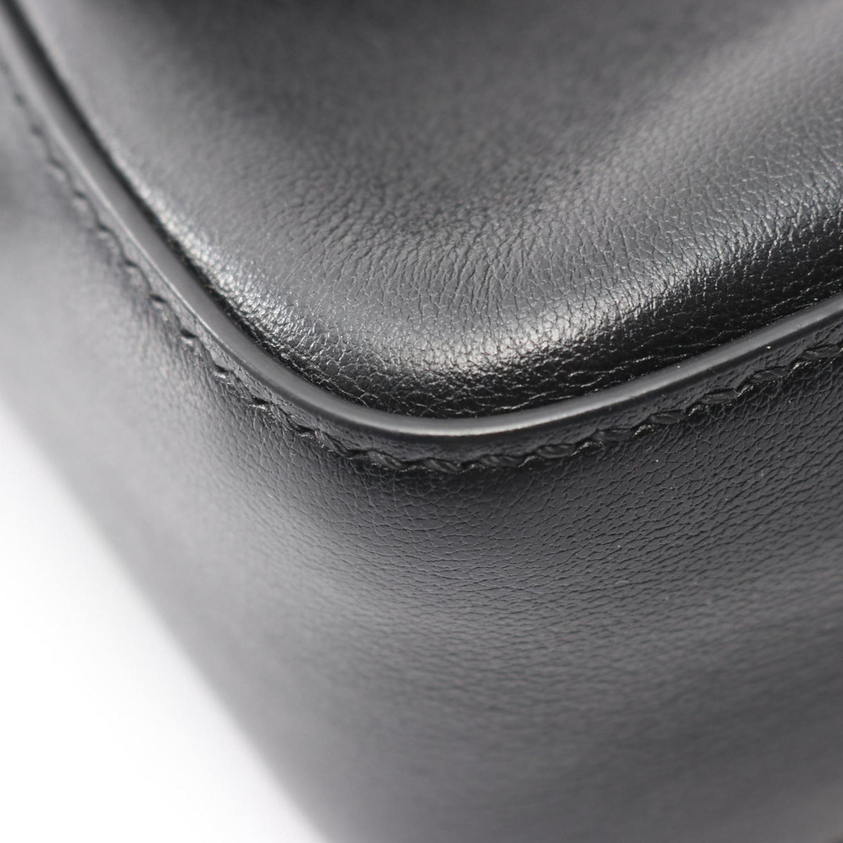 Fendi Black Leather Handbag (Pre-Owned)