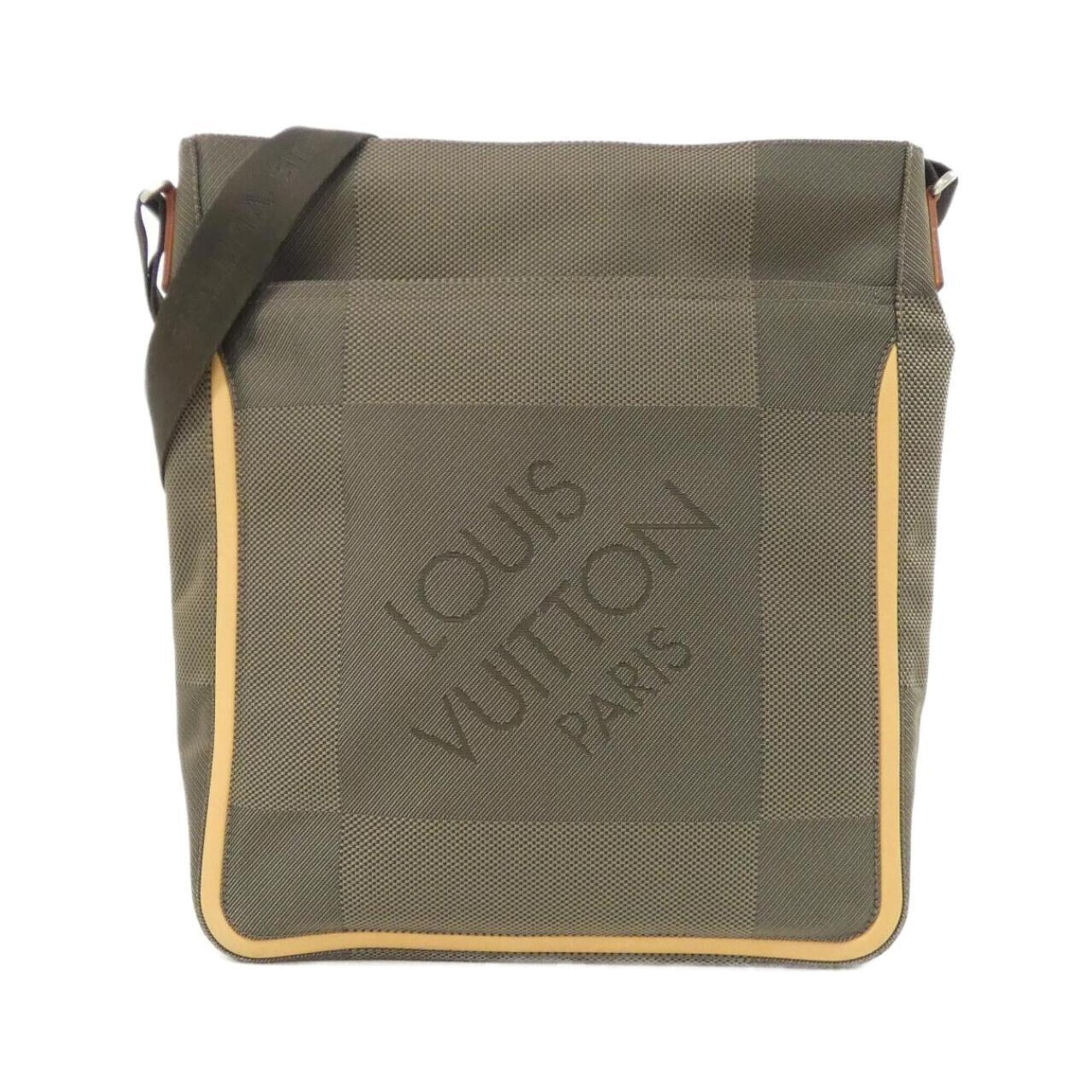 Louis Vuitton Brown Coated Canvas Shoulder Bag (Pre-Owned)
