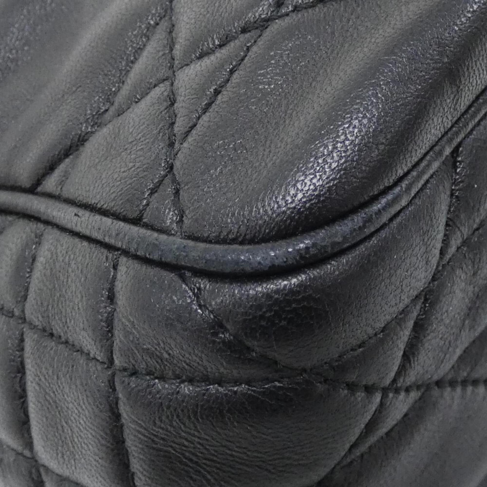 Christian Dior Black Leather Shoulder Bag (Pre-Owned)