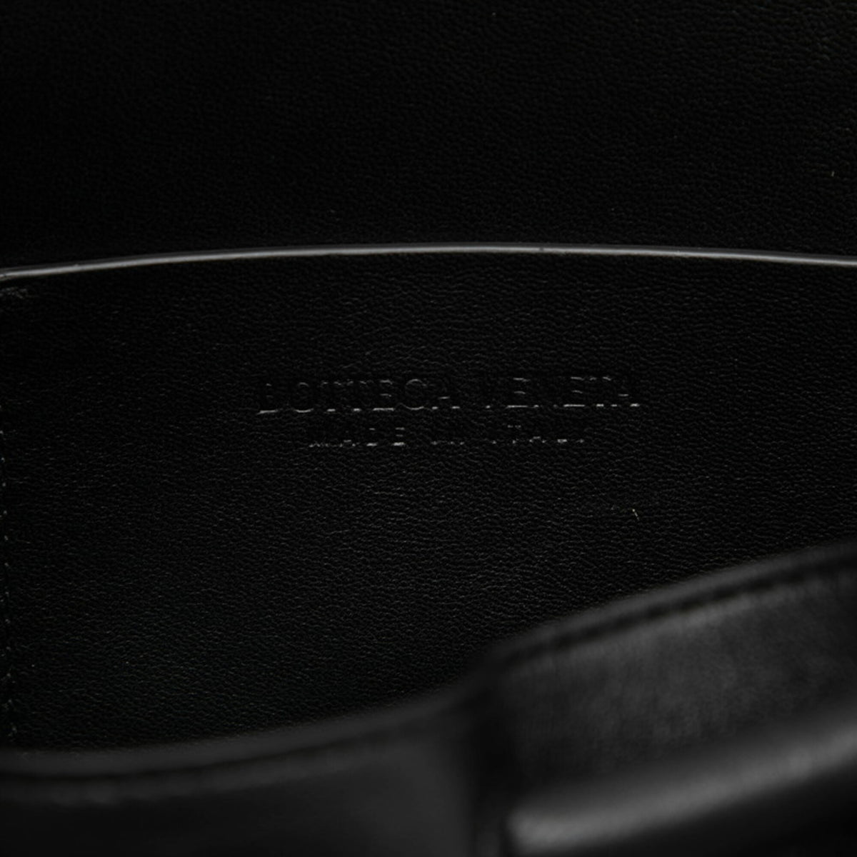 Bottega Veneta Black Leather Shoulder Bag (Pre-Owned)