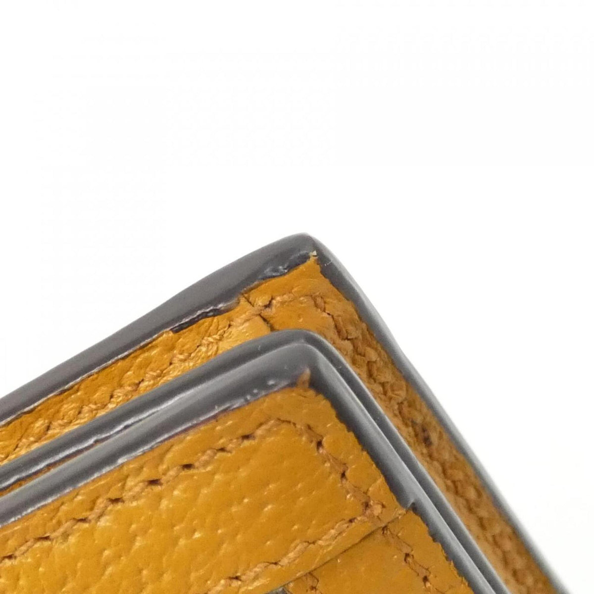 Gucci Beige Mustard Gg Supreme Canvas Leather Wallet (Bi-Fold) (Pre-Owned)