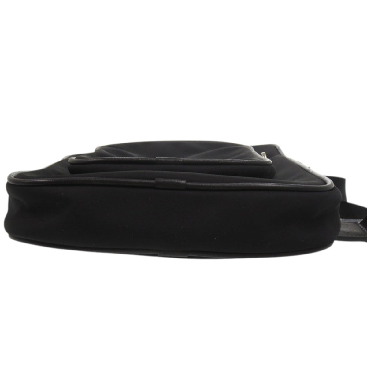 Burberry Black White Nylon Sling Bag (Pre-Owned)