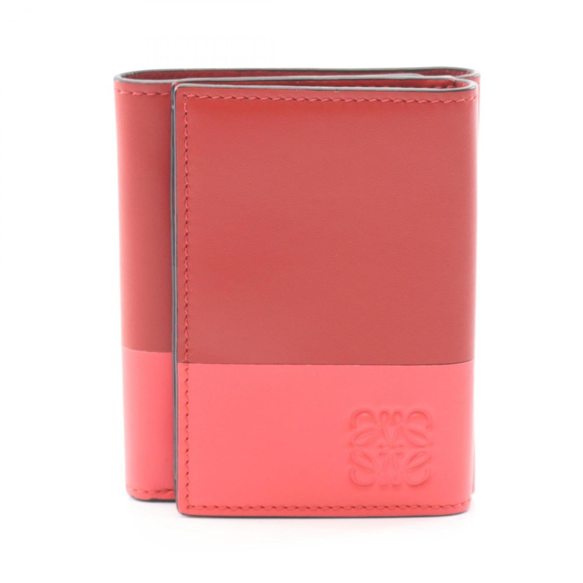 Loewe Pink Red Color Leather Long Wallet (Tri-Fold) (Pre-Owned)
