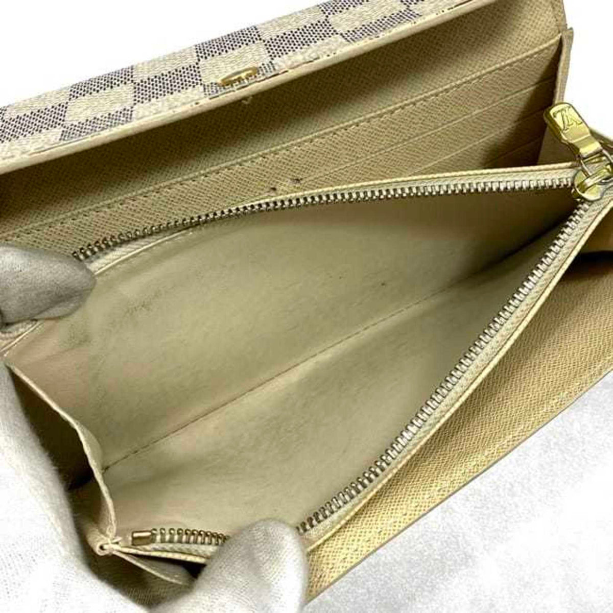 Louis Vuitton Damier Azur Gray White Damier Canvas Long Wallet (Bi-Fold) (Pre-Owned)
