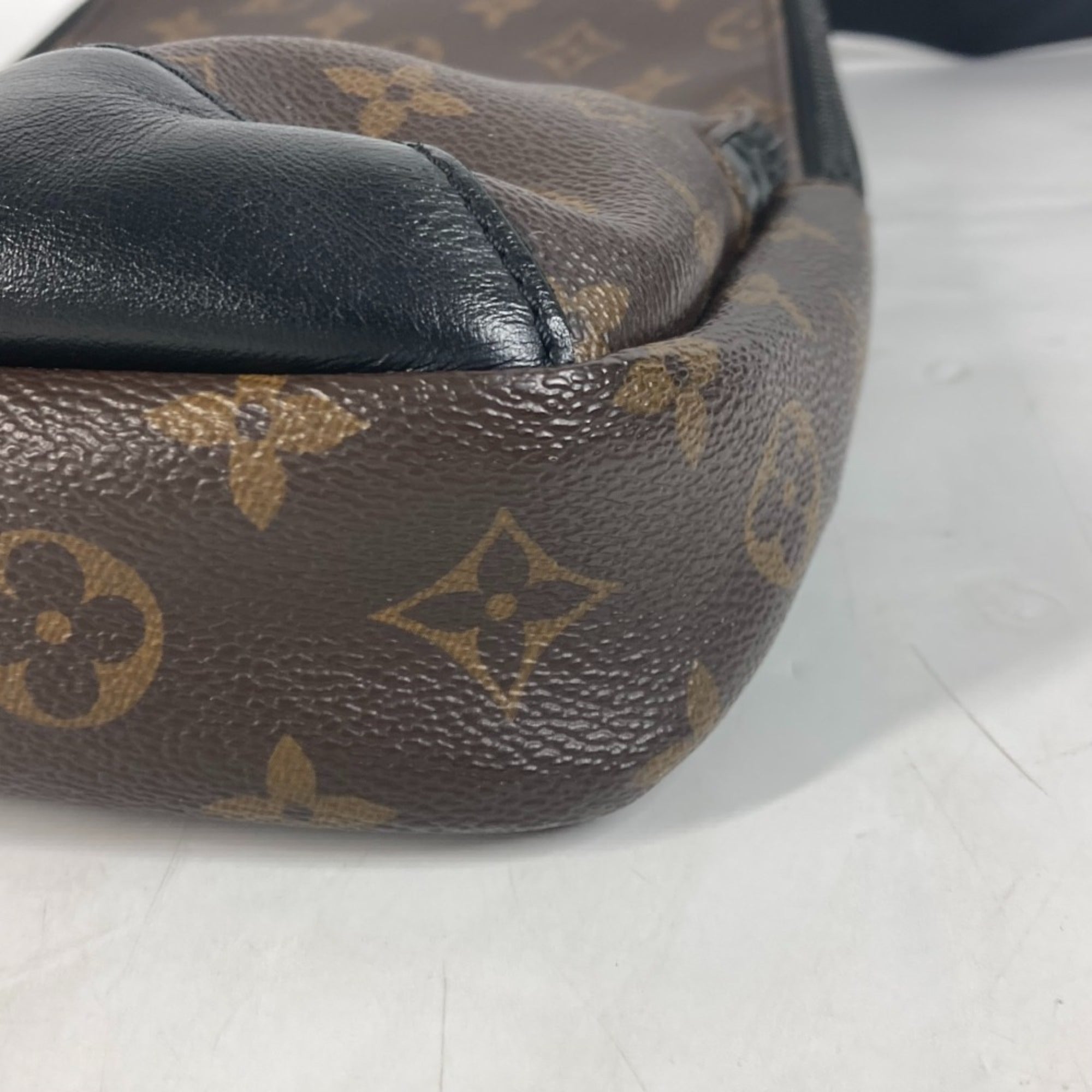 Louis Vuitton Black Brown Monogram Canvas Sling Bag (Pre-Owned)