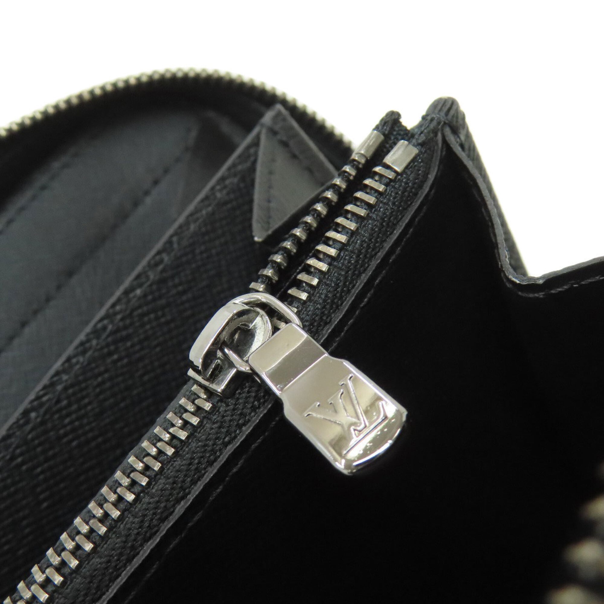 Louis Vuitton Monogram Eclipse Black Monogram Eclipse Long Wallet (Bi-Fold) (Pre-Owned)
