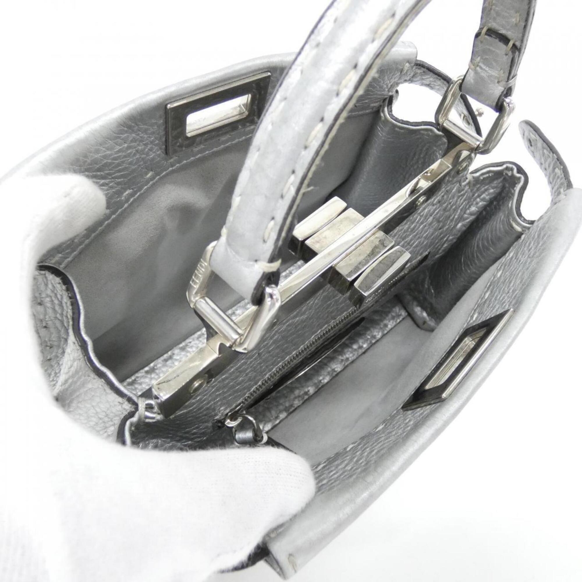 Fendi Silver Leather Handbag (Pre-Owned)