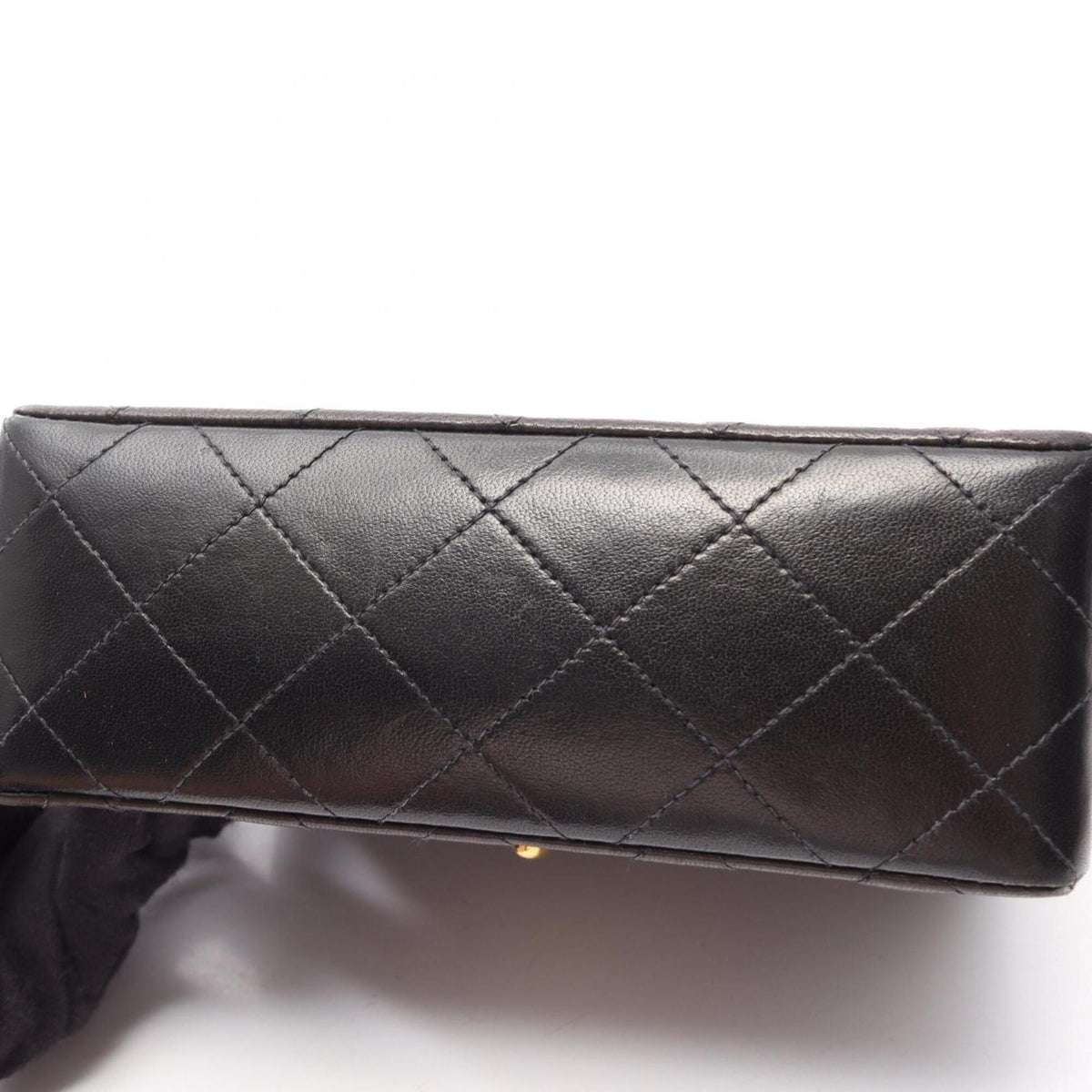 Chanel Black Leather Handbag Shoulder Bag (Pre-Owned)