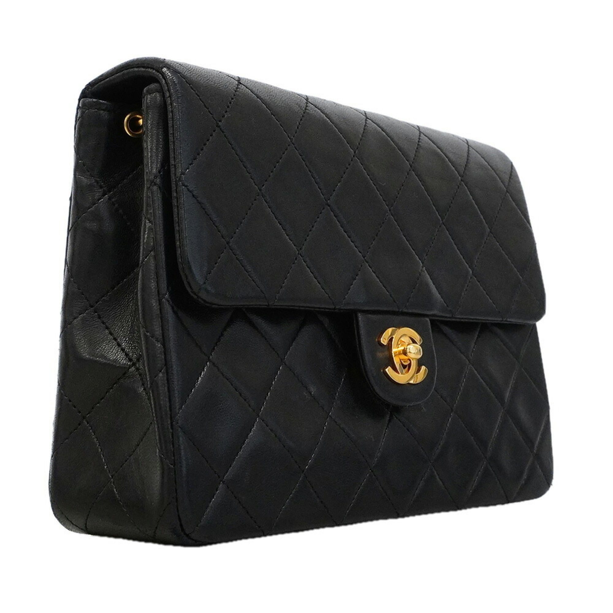 Chanel Black Leather Shoulder Bag (Pre-Owned)