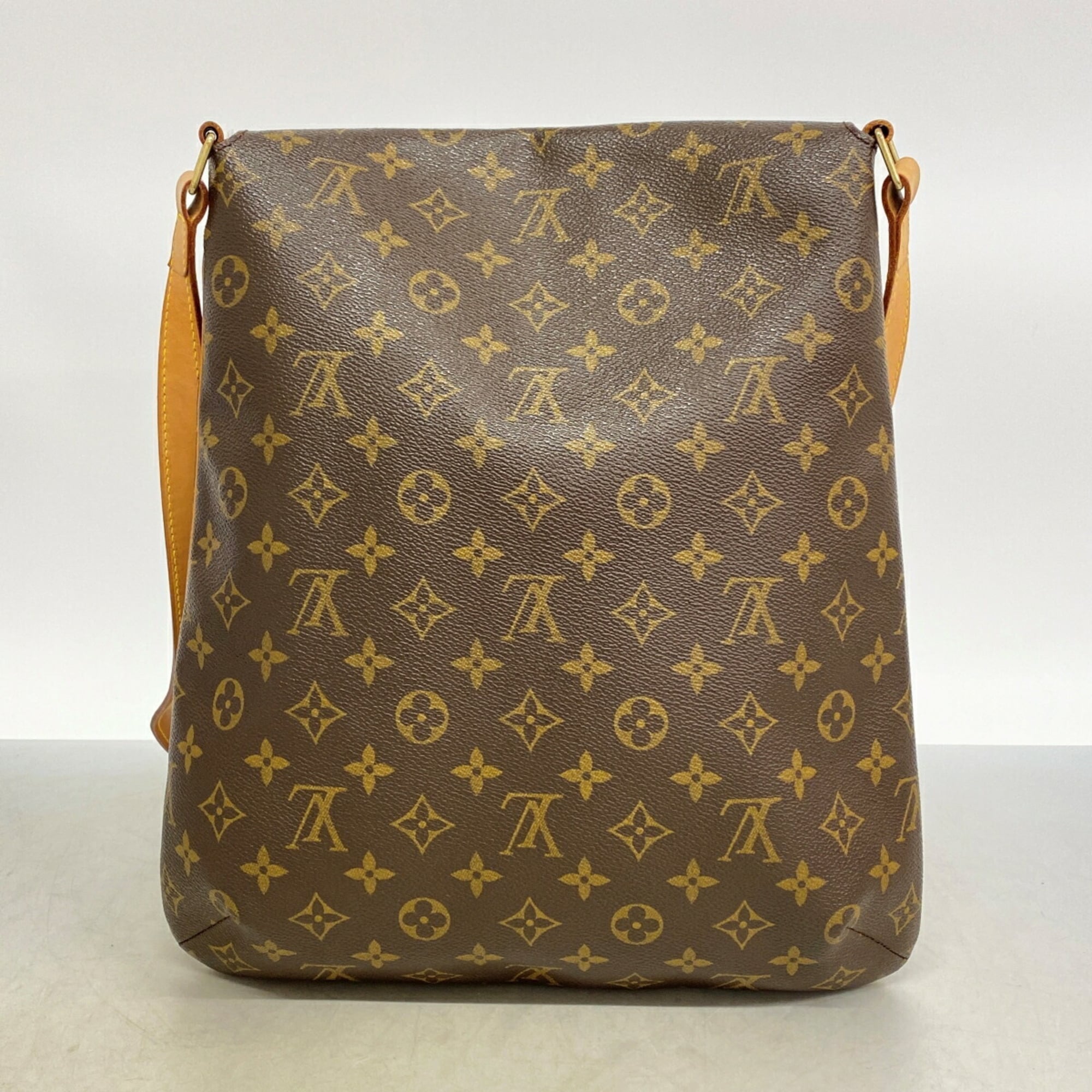 Louis Vuitton Brown Shoulder Bag (Pre-Owned)