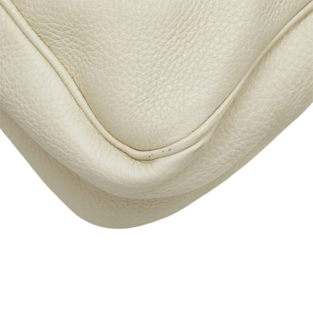 Gucci Gg Canvas Beige Ivory Gg Canvas Leather Handbag Shoulder Bag (Pre-Owned)