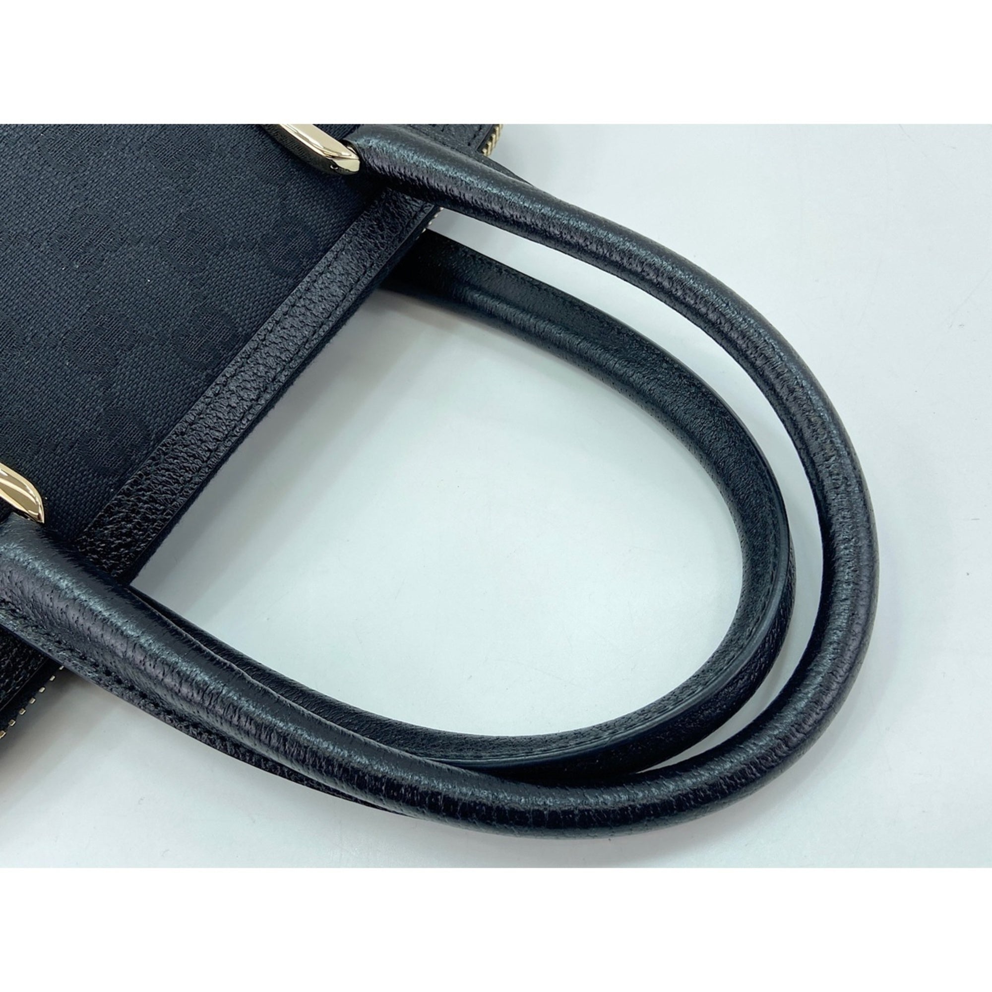 Gucci Black Handbag (Pre-Owned)