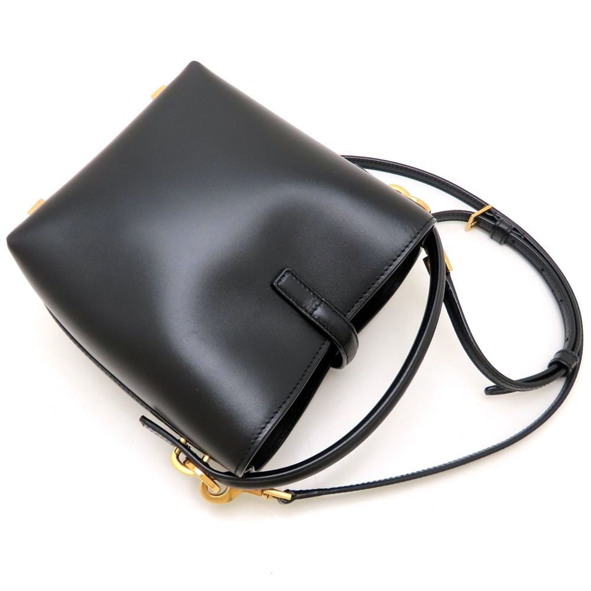 Yves Saint Laurent Black Leather Shoulder Bag (Pre-Owned)