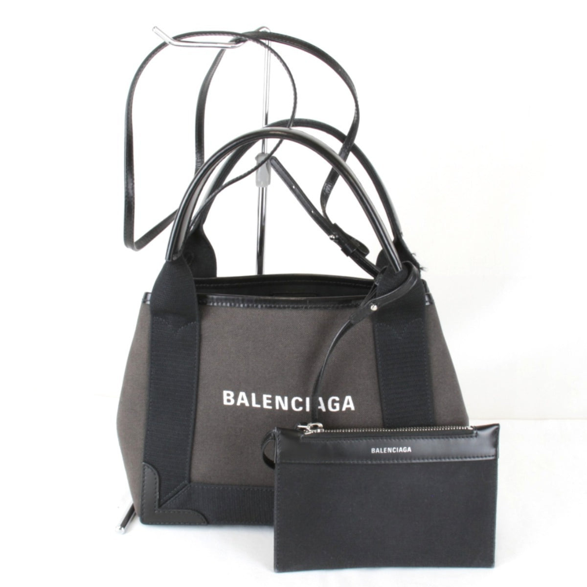 Balenciaga Black Canvas Handbag (Pre-Owned)