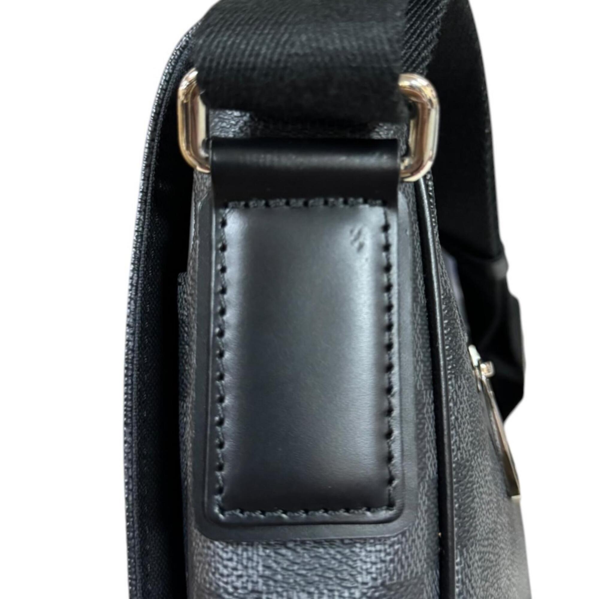 Louis Vuitton Damier Graphite Black Gray Damier Graphite Shoulder Bag (Pre-Owned)
