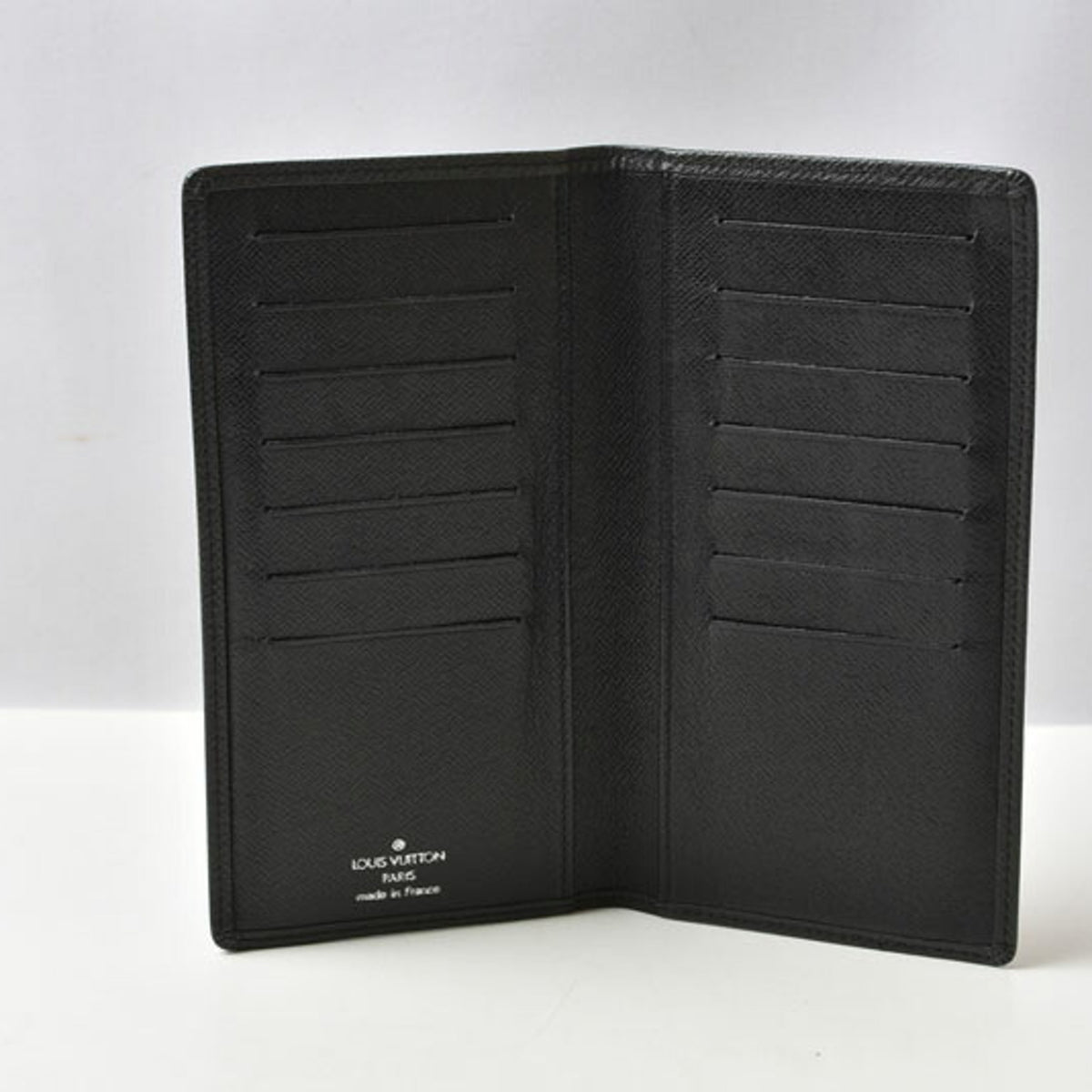 Louis Vuitton Ardoise Taiga Leather Wallet (Bi-Fold) (Pre-Owned)