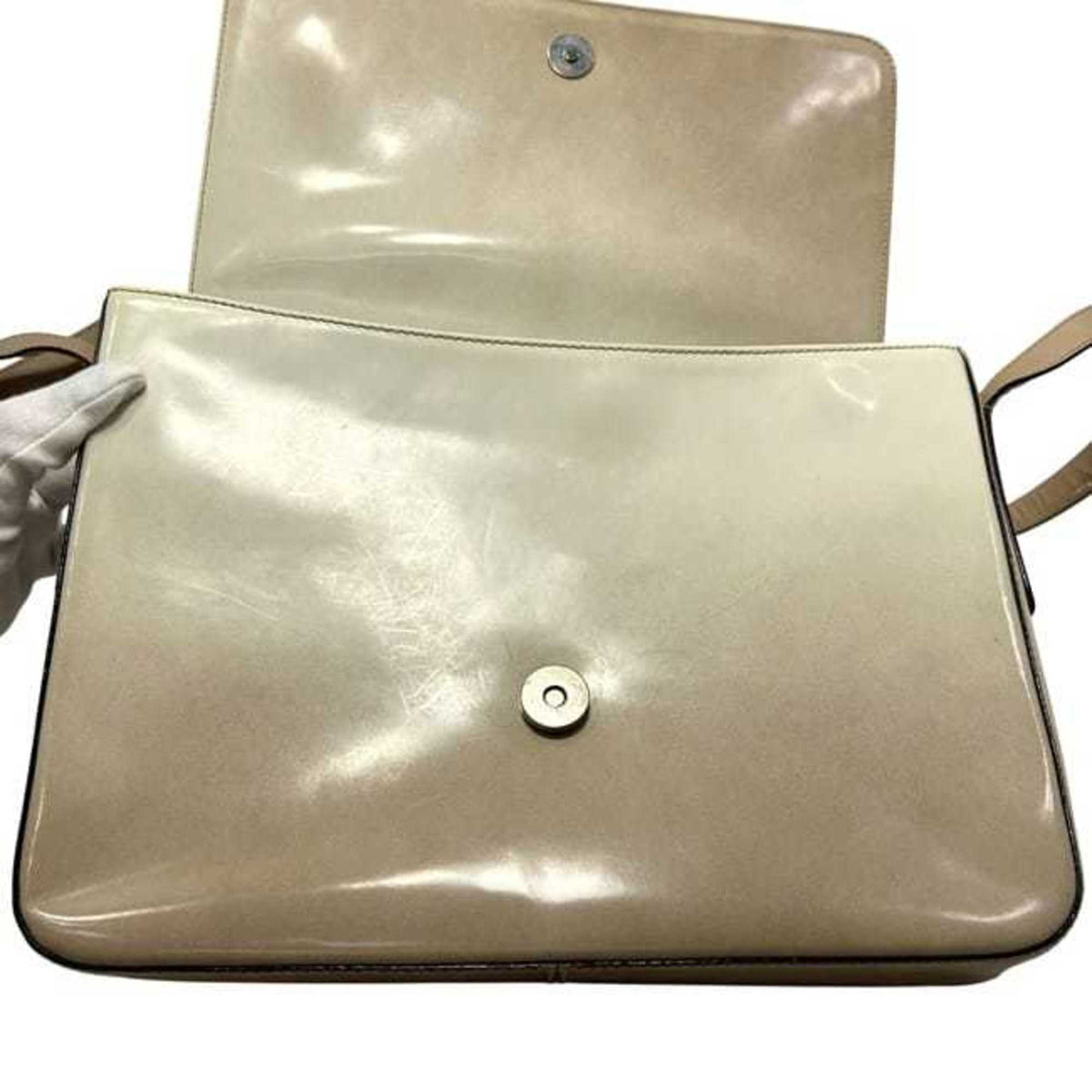 Prada Beige Leather Shoulder Bag (Pre-Owned)