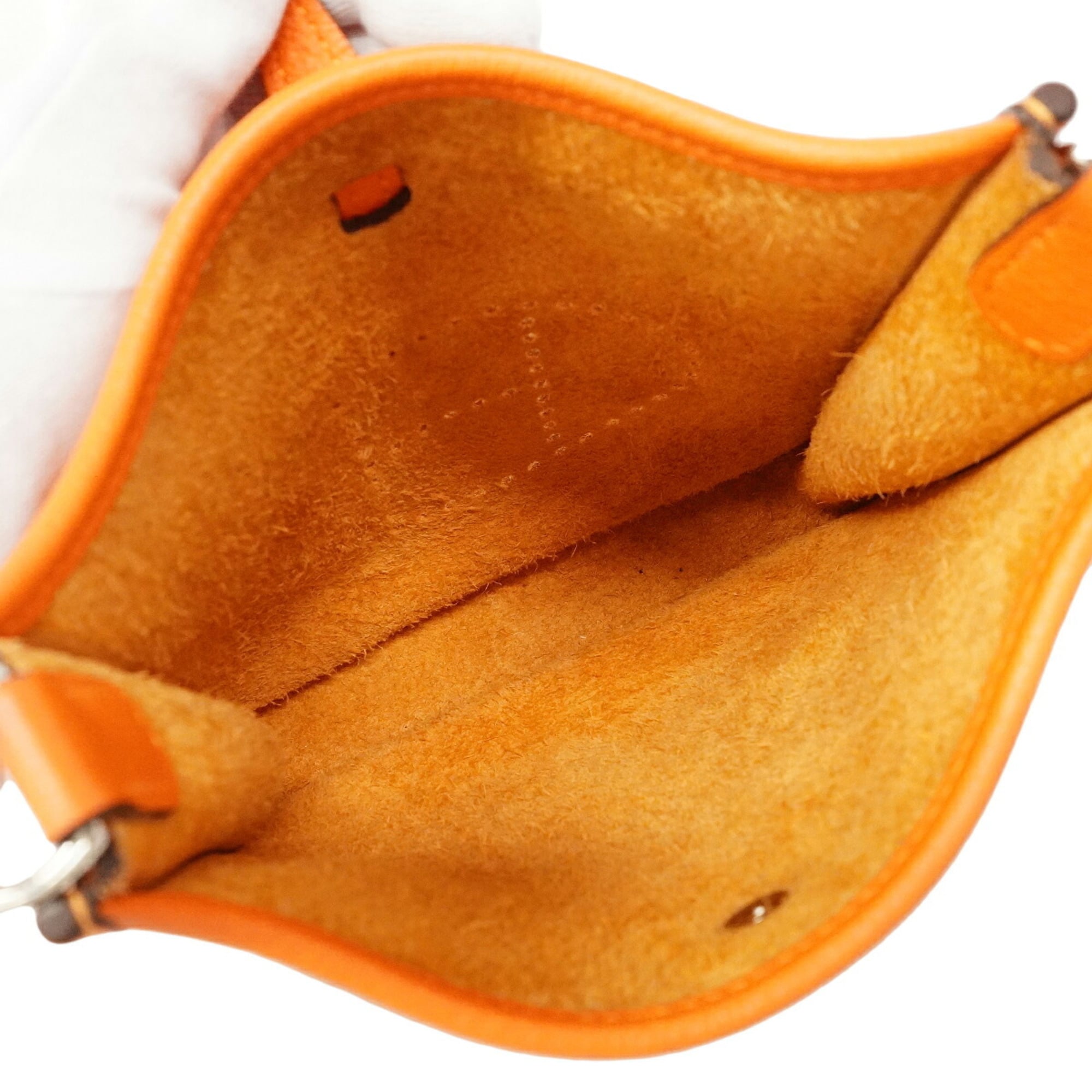 Hermes Capucine Taurillon Clemence Leather Shoulder Bag (Pre-Owned)