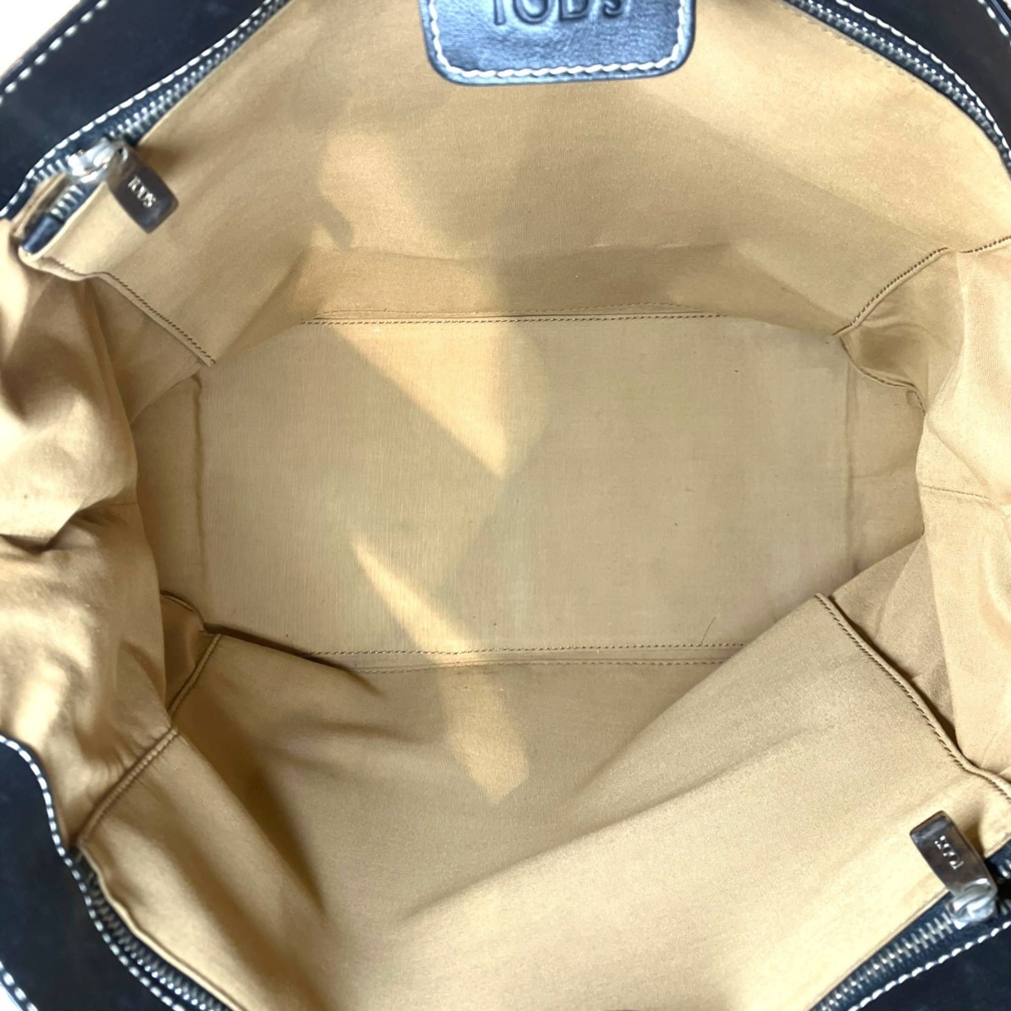 Tod's Beige Nylon Leather Tote Bag (Pre-Owned)