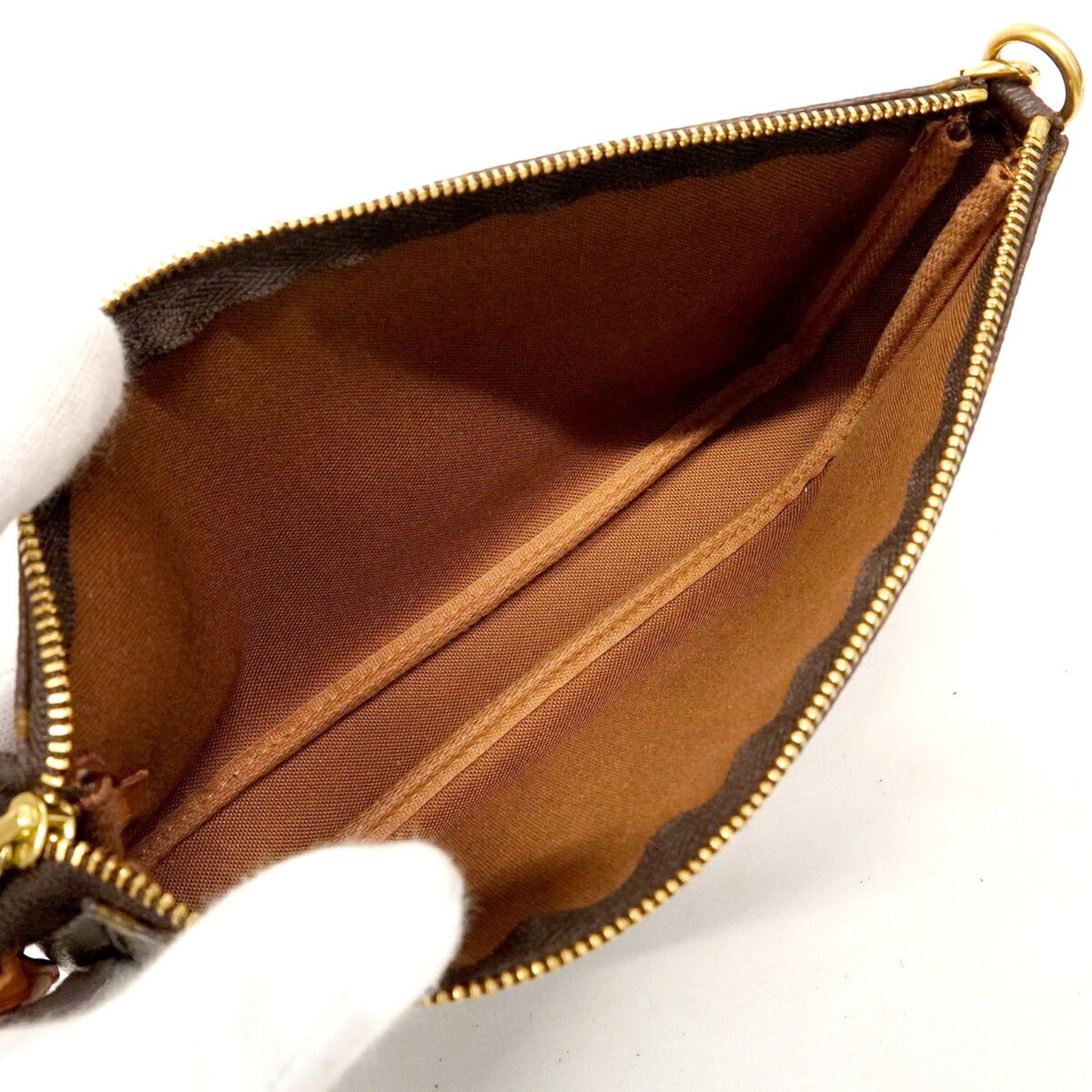 Louis Vuitton Brown Pouch (Pre-Owned)