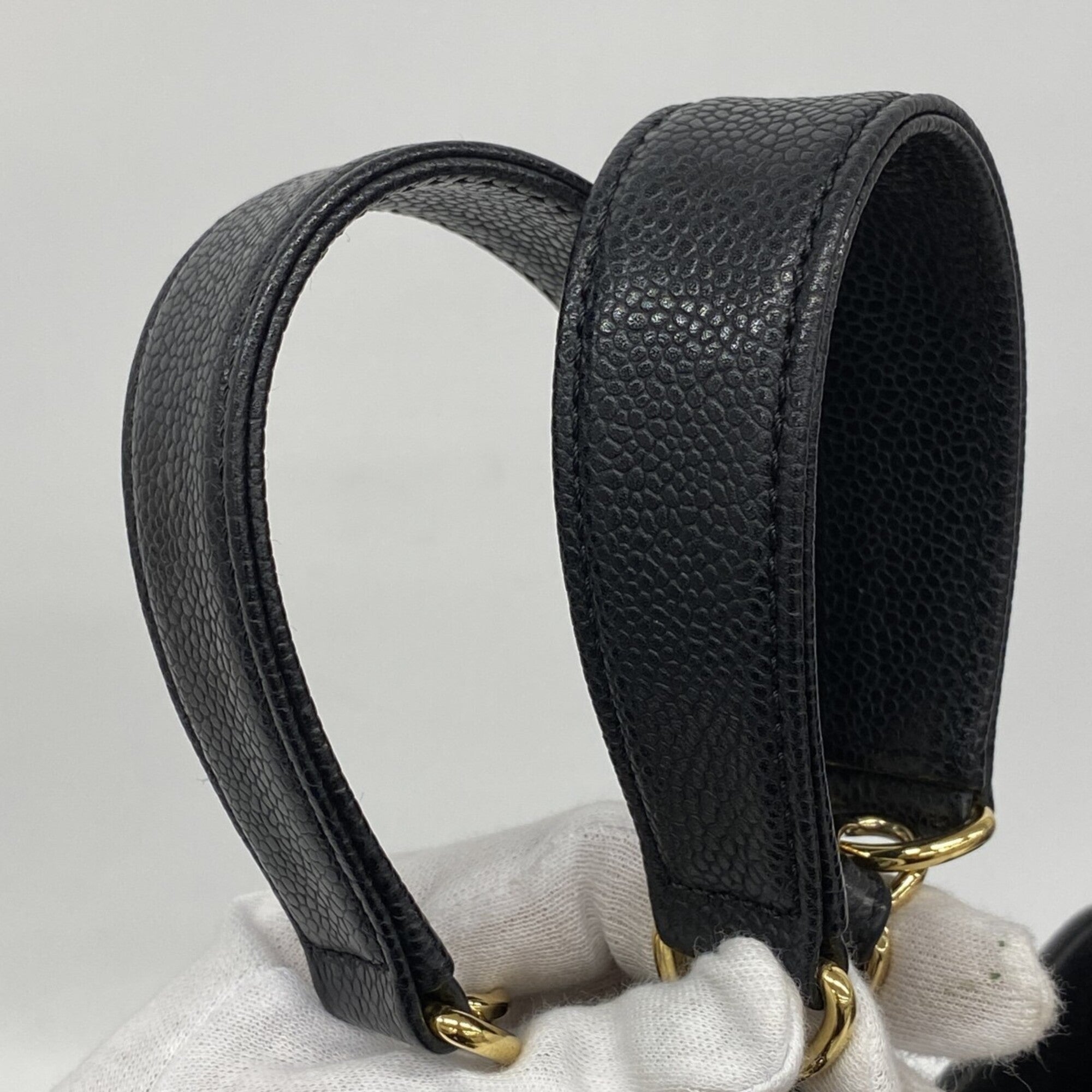Chanel Black Grained Calfskin Tote Bag (Pre-Owned)