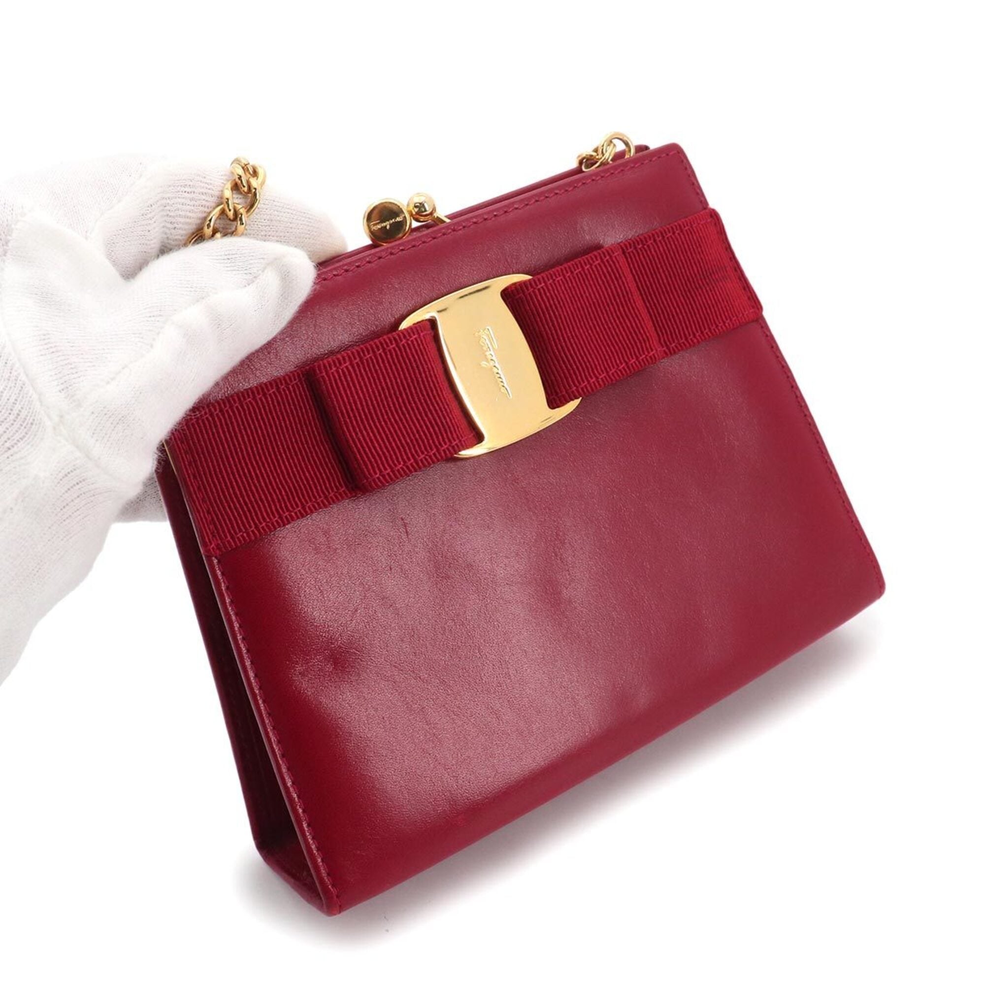 Salvatore Ferragamo Red Color Leather Shoulder Bag (Pre-Owned)