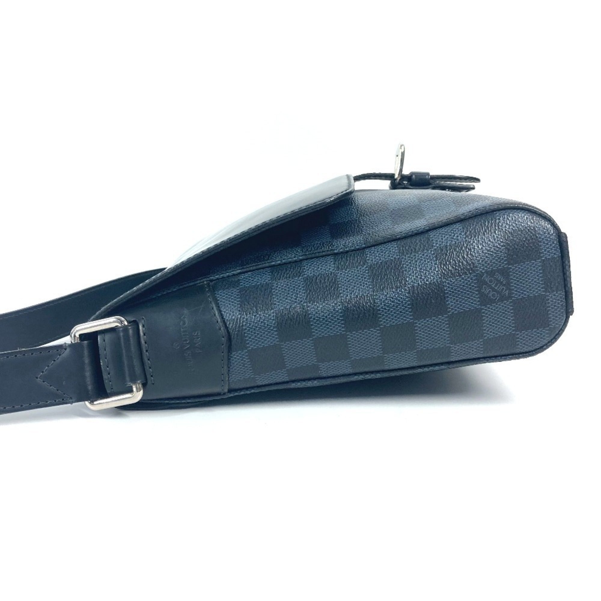Louis Vuitton Navy Canvas Pochette Shoulder Bag (Pre-Owned)