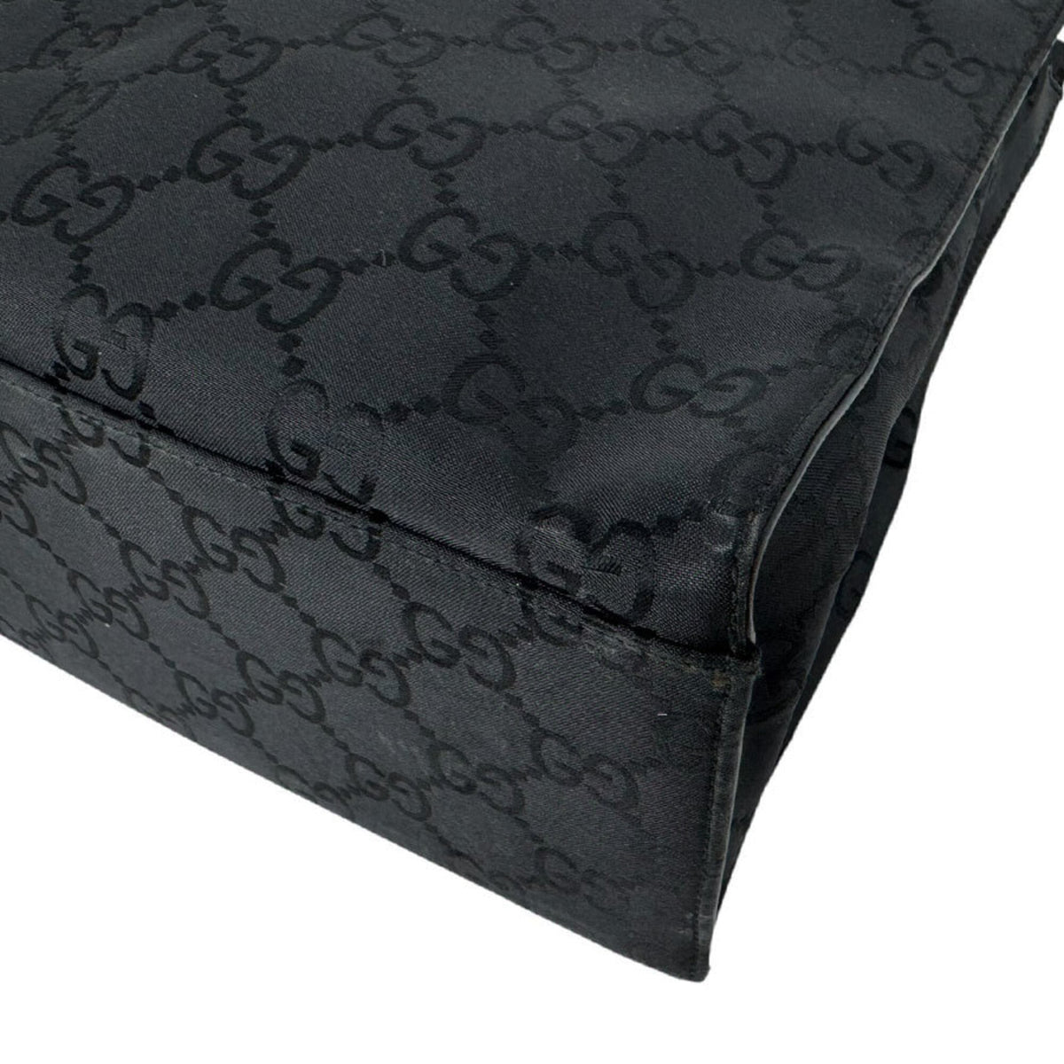 Gucci Black Nylon Canvas Handbag (Pre-Owned)