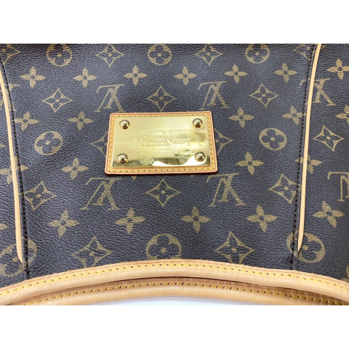 Louis Vuitton Brown Shoulder Bag (Pre-Owned)