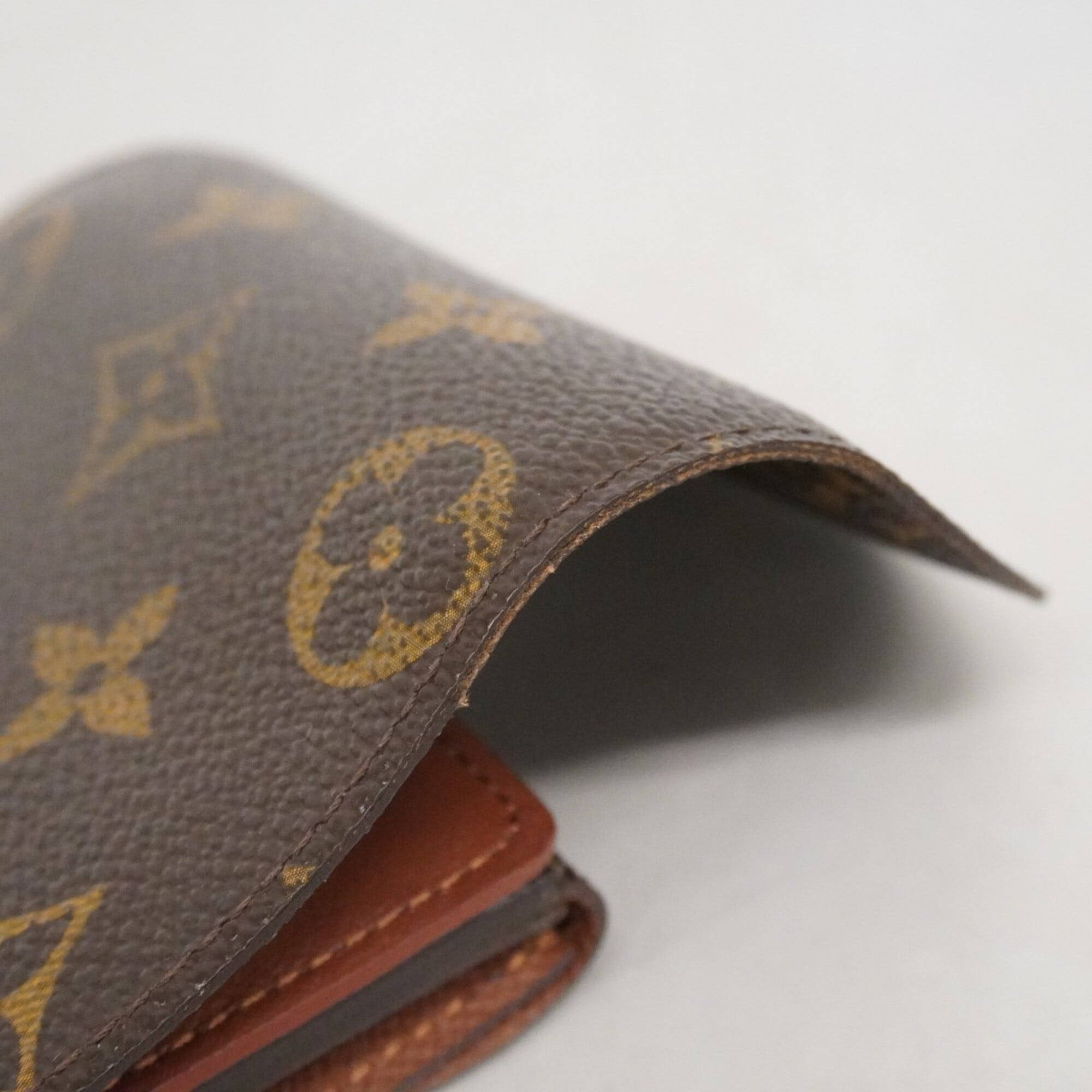 Louis Vuitton Brown Wallet (Tri-Fold) (Pre-Owned)